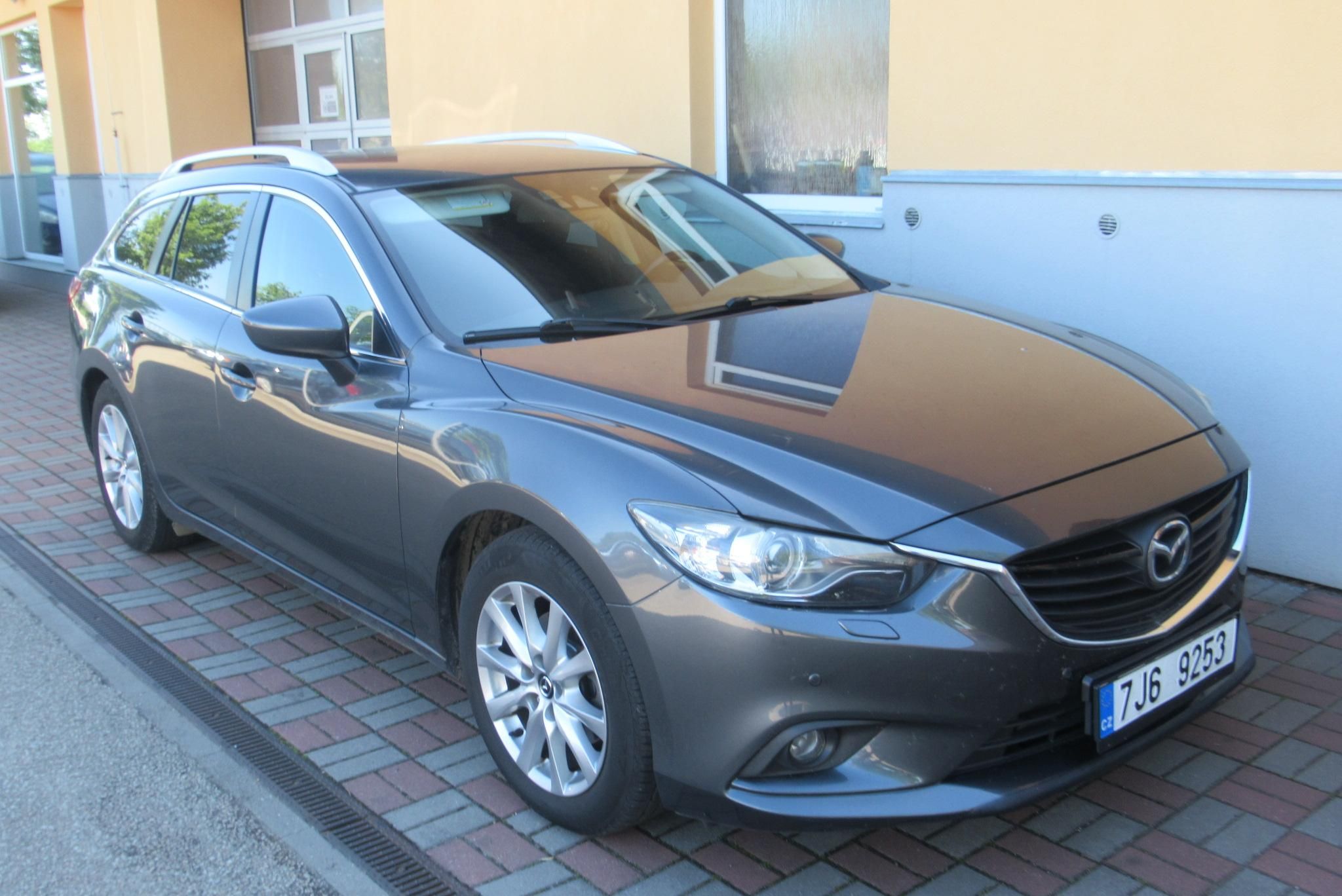 Mazda 6, 2.2 CD AUT. KLIMA SADA KOL