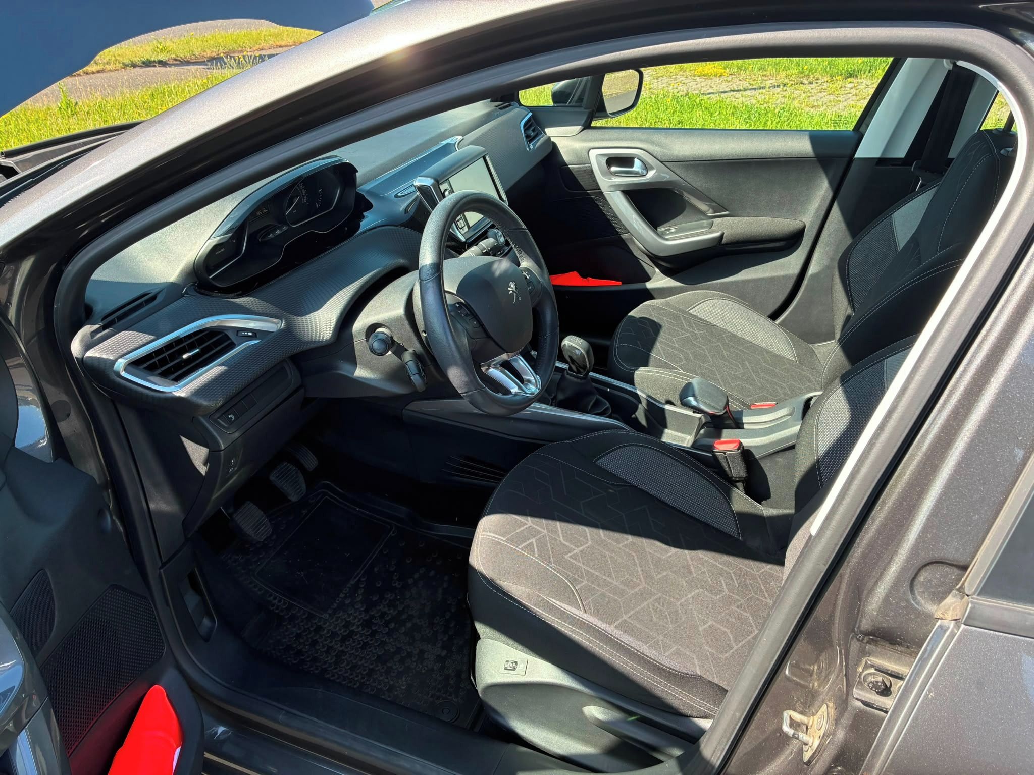 Peugeot 2008 - fotka 5