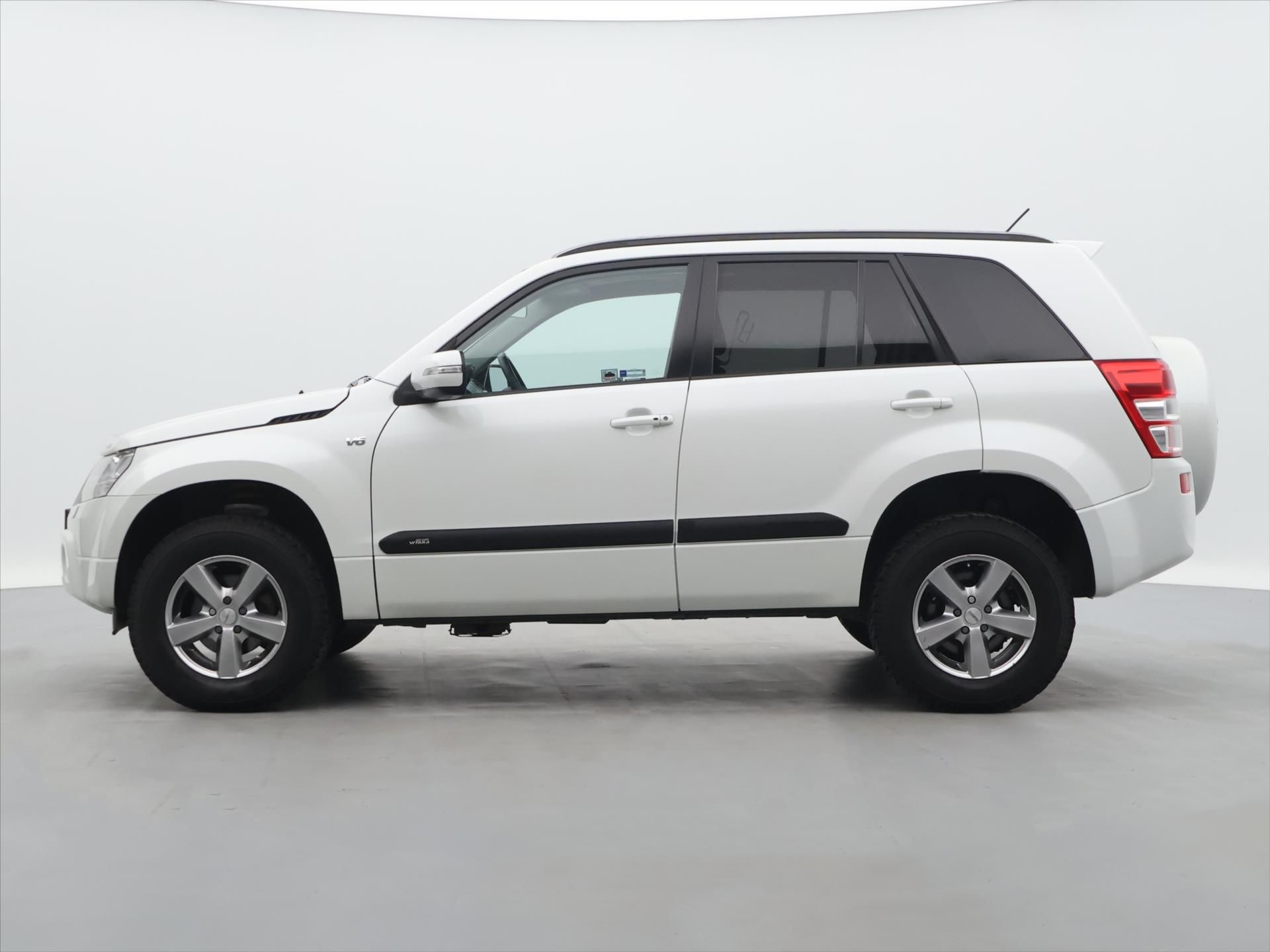 Suzuki Grand Vitara, 3,2 VVT 171kW V6 CZ Aut. - fotka 4