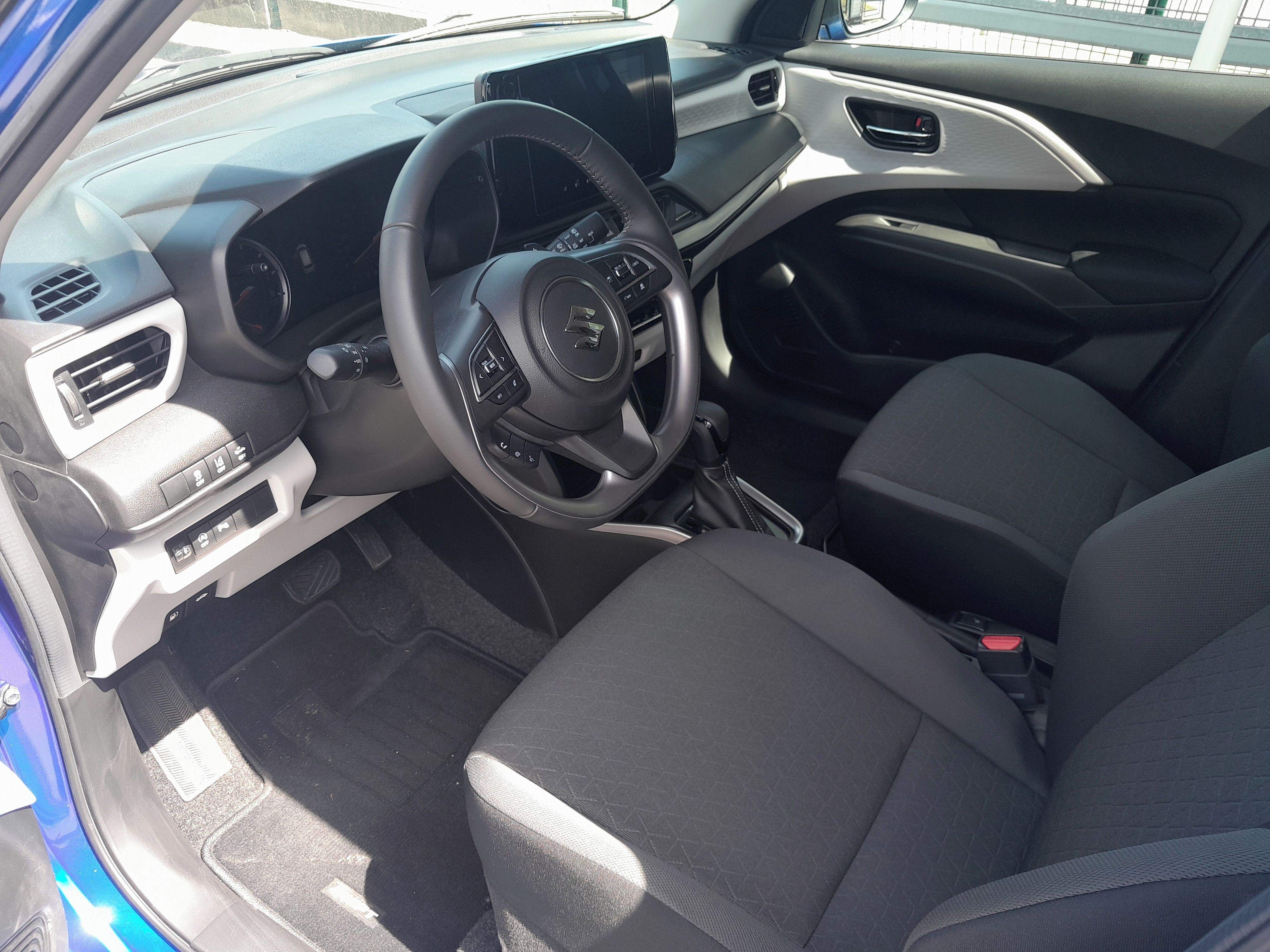 Suzuki Swift, 1,2 ELEGANCE CVT - fotka 5
