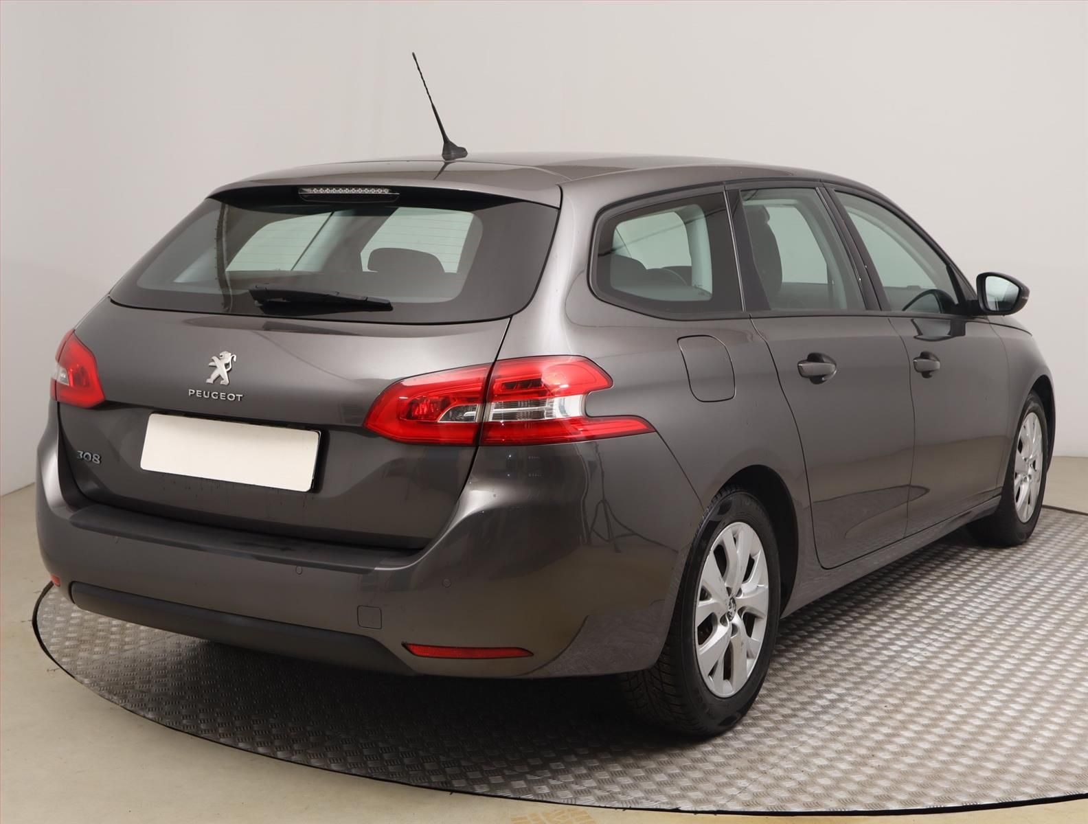 Peugeot 308, 1.6 BlueHDi, Navi - fotka 5