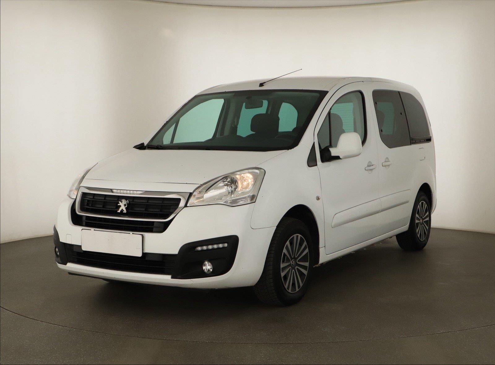 Peugeot Partner, 1.6 BlueHDi, 5Míst, Klima, ČR - fotka 2