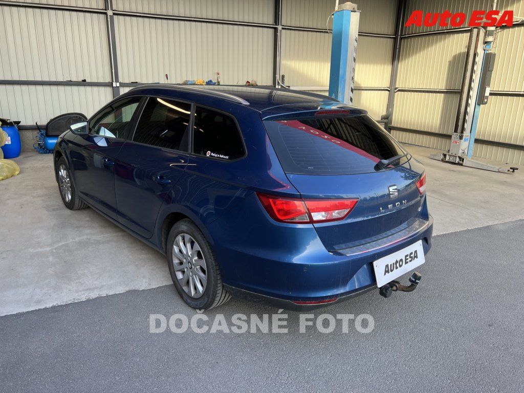 Seat Leon, 1.6 TDi,ČR - fotka 2