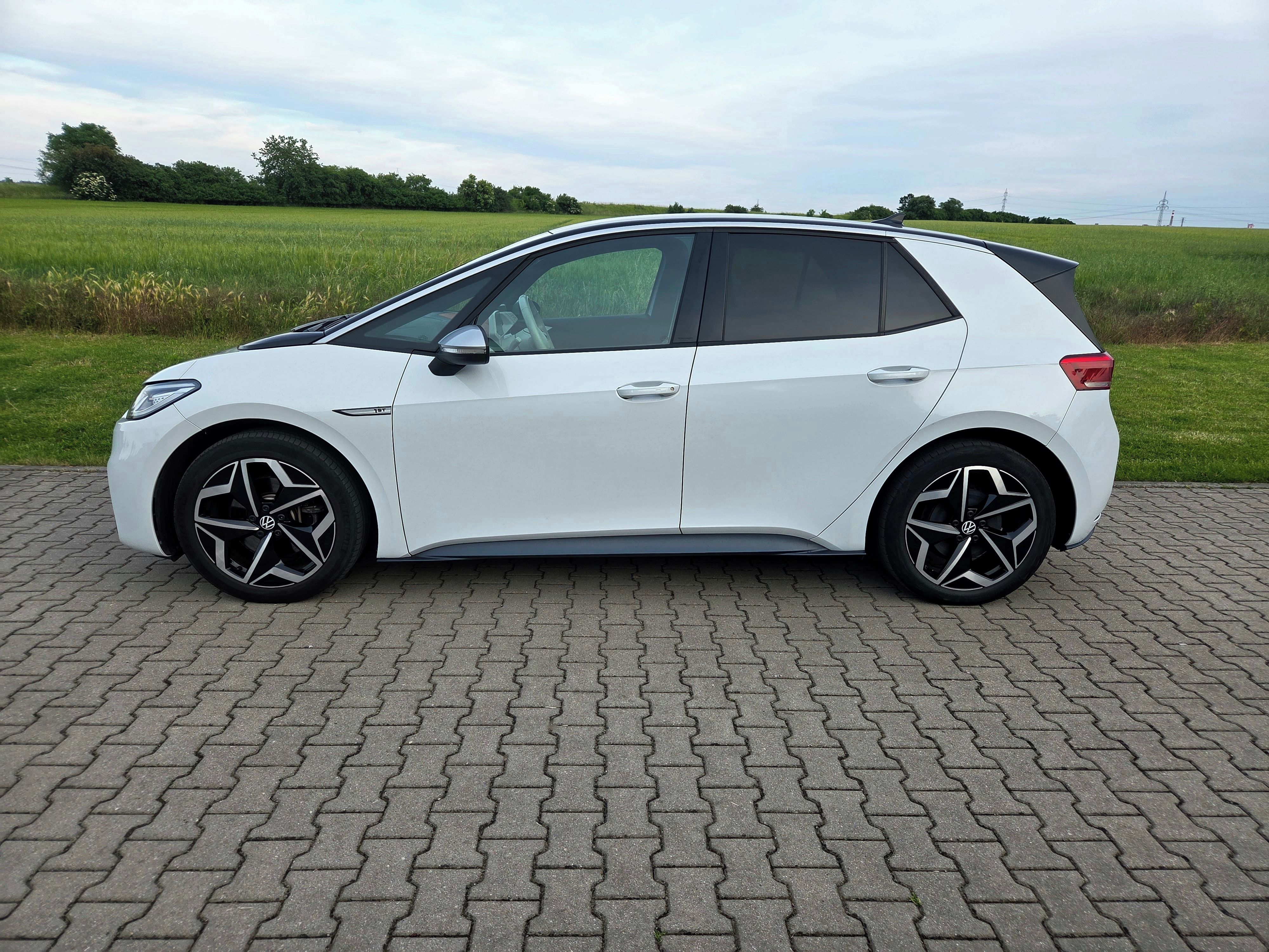 Volkswagen ID.3, 1st Plus Pro, 150 kw (62 kWh) - fotka 4