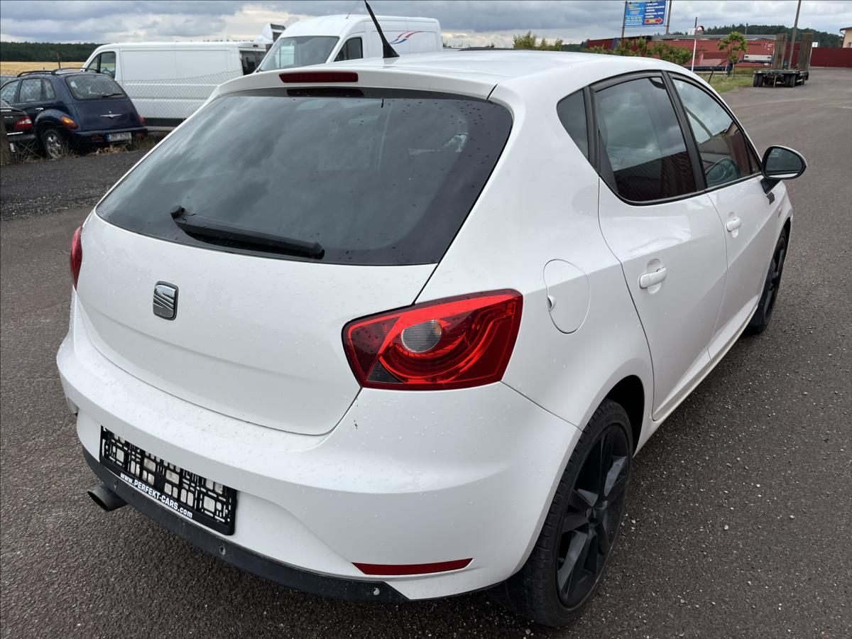 Seat Ibiza, 1.6 TDi SPORT KLIMA  ROZVODY - fotka 6