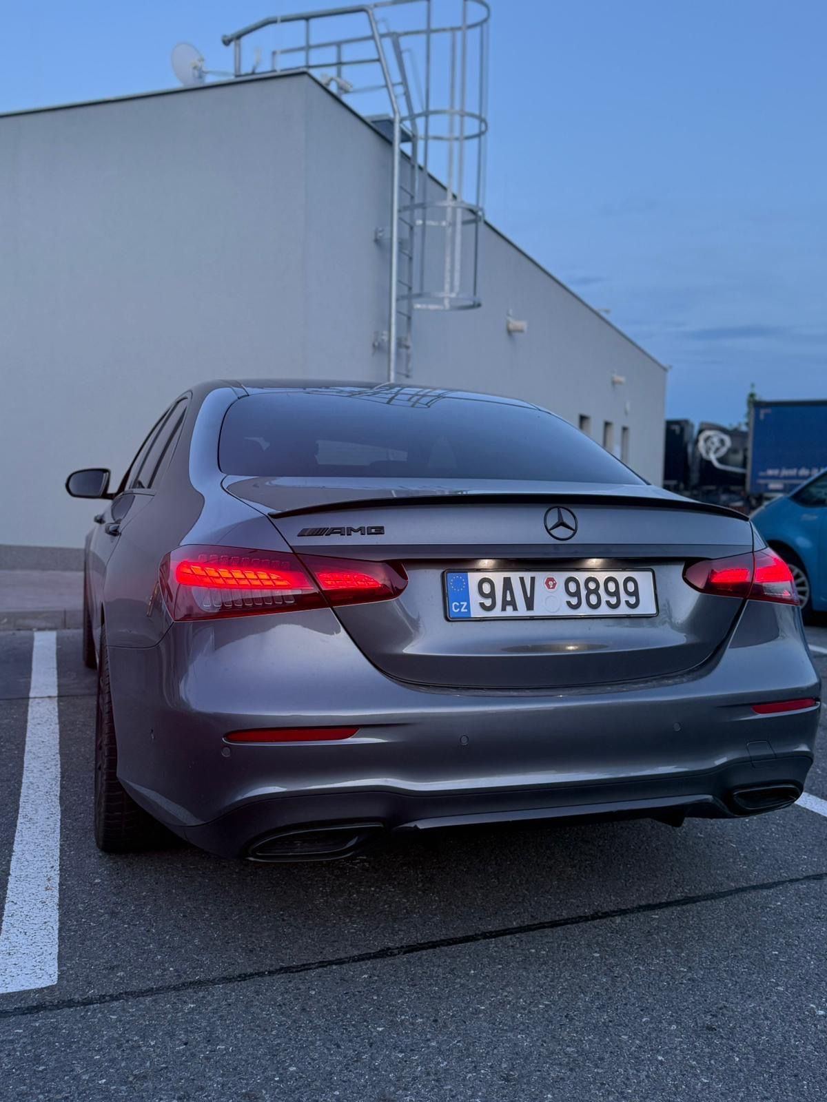 Mercedes-Benz Třídy E, AMG NIGHT PAKET PANAMERICAN GT - fotka 5