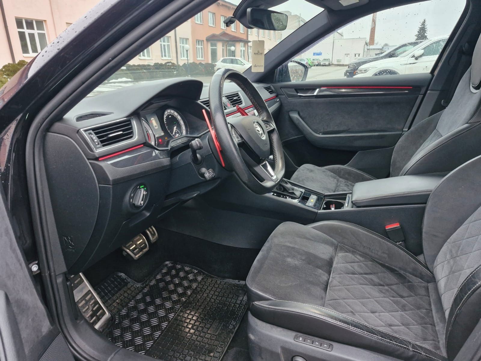 Škoda Superb, 1,9 TDI automat, 4x4,sportline - fotka 6