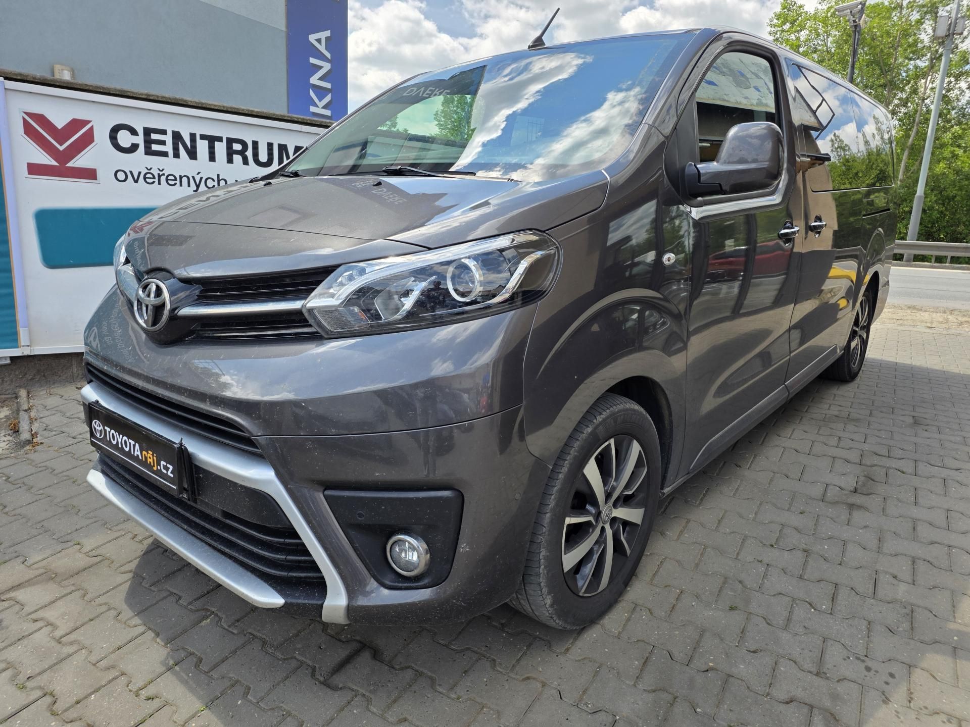 Toyota Proace Verso, 2.0-FAMILY-130kw-8míst - fotka 4