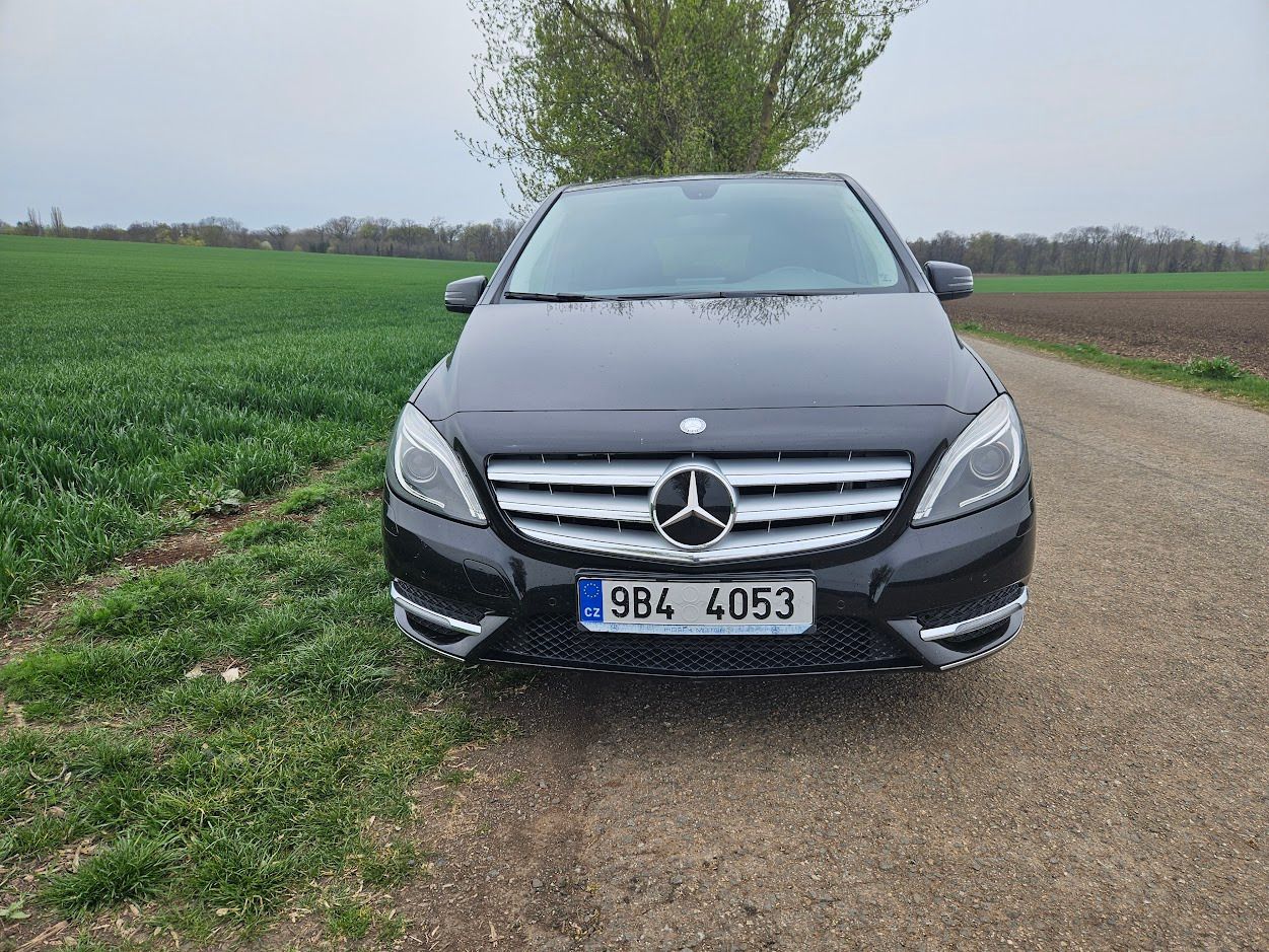 Mercedes-Benz Třídy B, Mercedes B 180 CDi - fotka 2