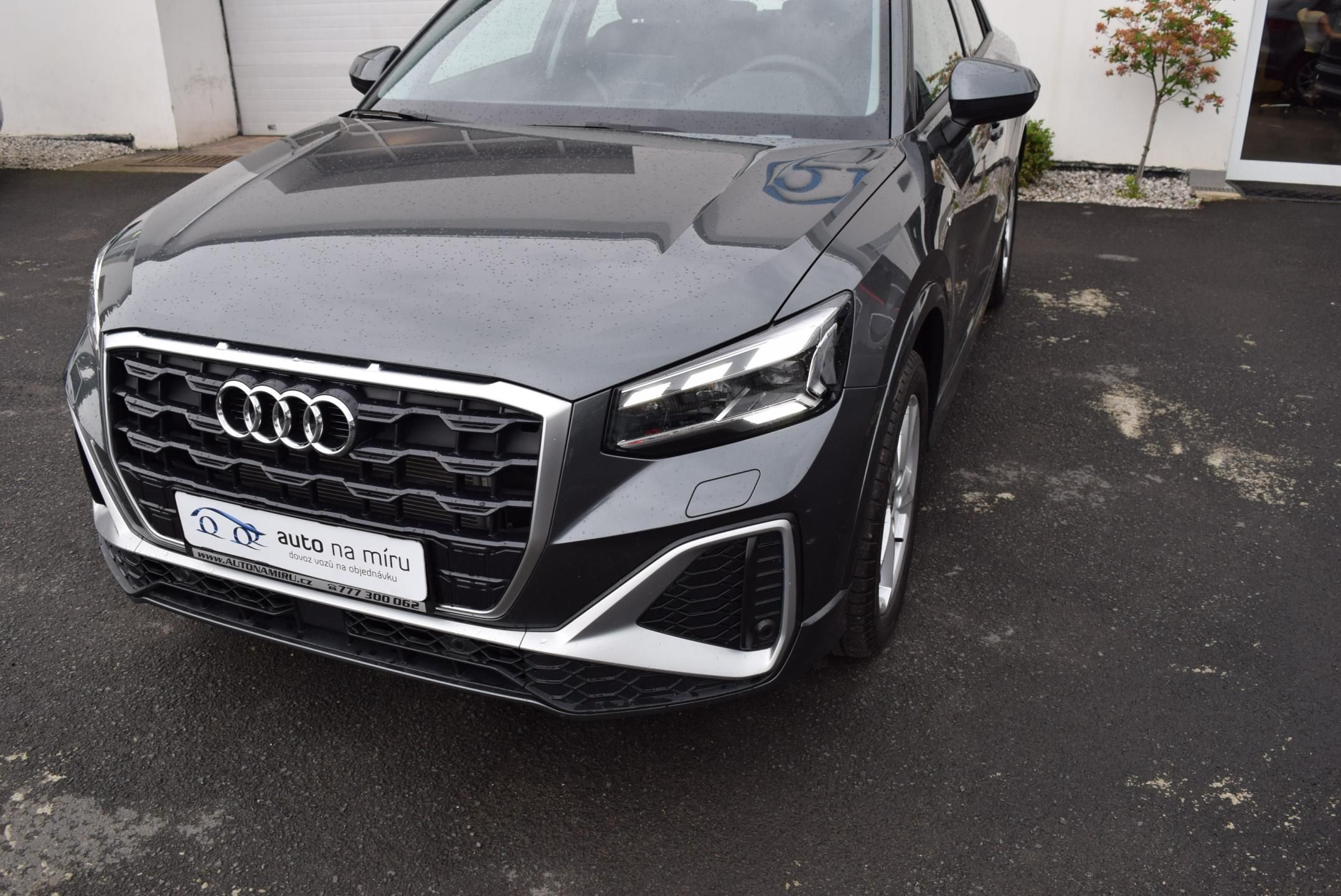 Audi Q2, 1.5TSI 110kw 35TFSI S-LINE NAV - fotka 2
