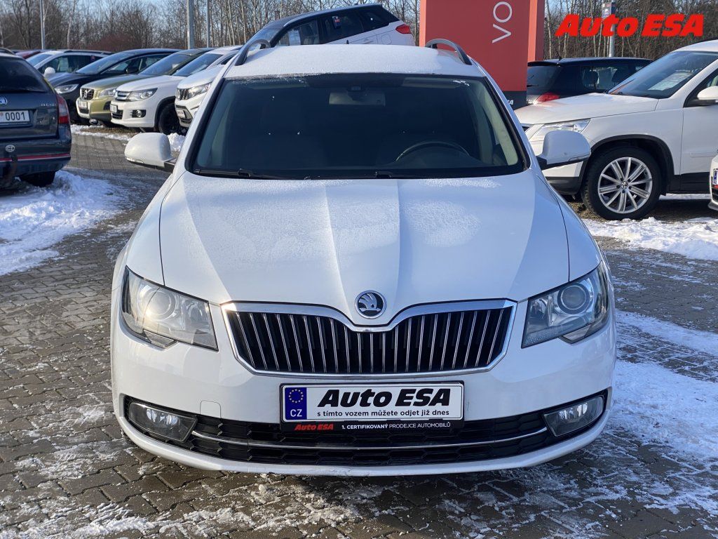Škoda Superb, 2.0 TDi,Ambiente - fotka 2