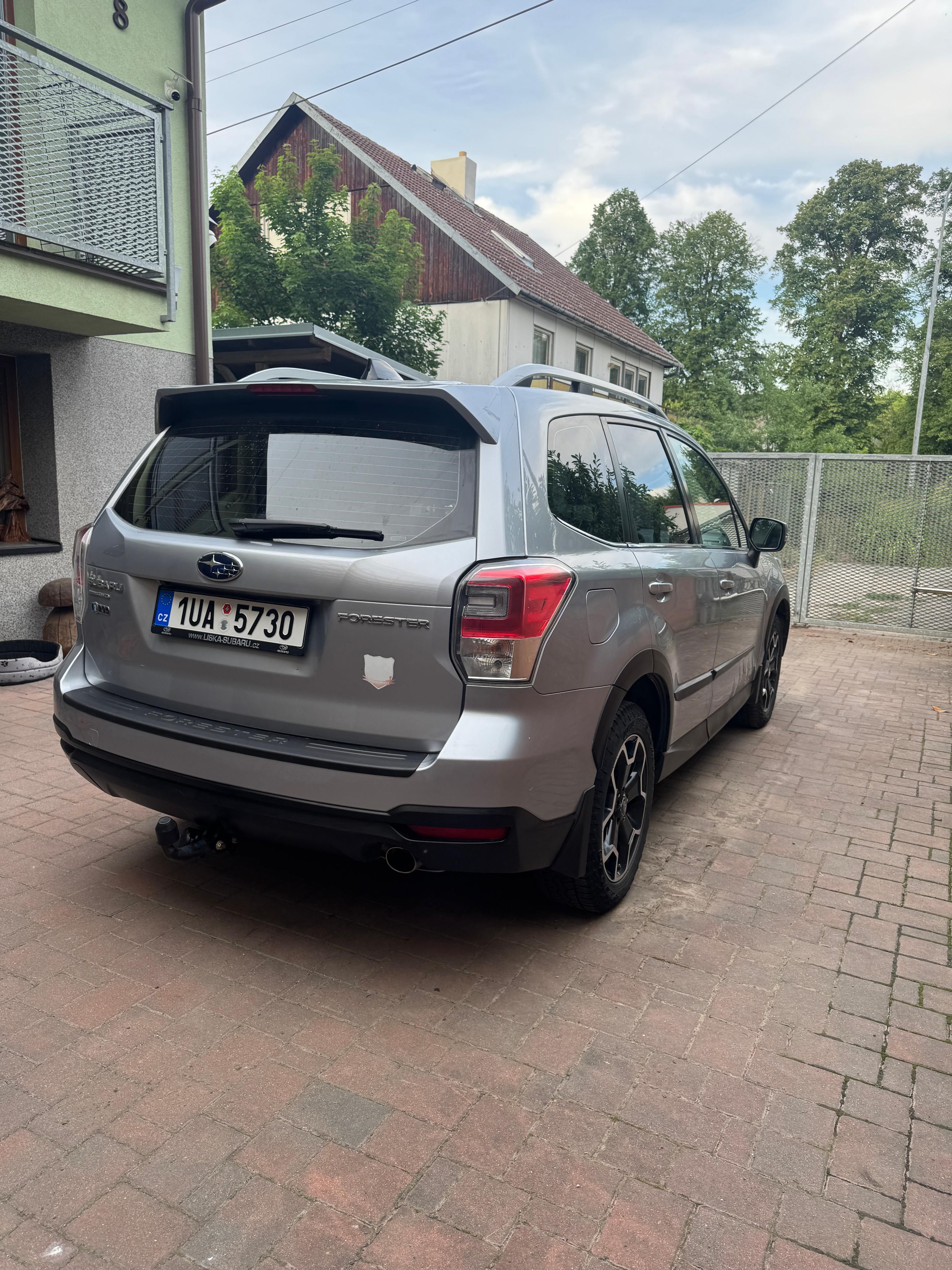 Subaru Forester, SUBARU RORESTER 2,0I KOMFORT + - fotka 5