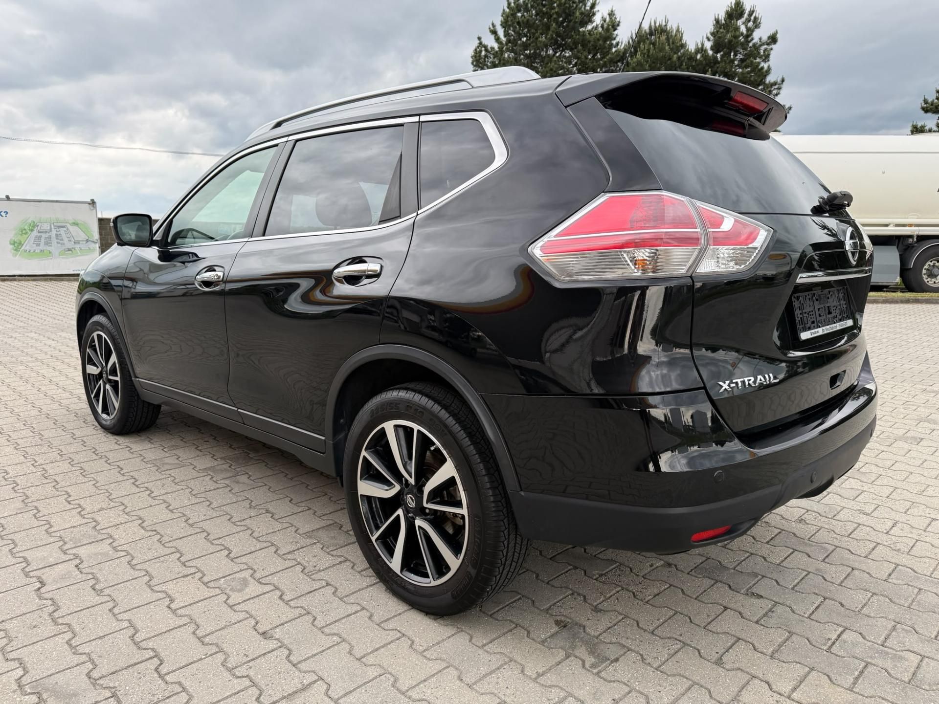 Nissan X-Trail, 1,6 4WD - fotka 3