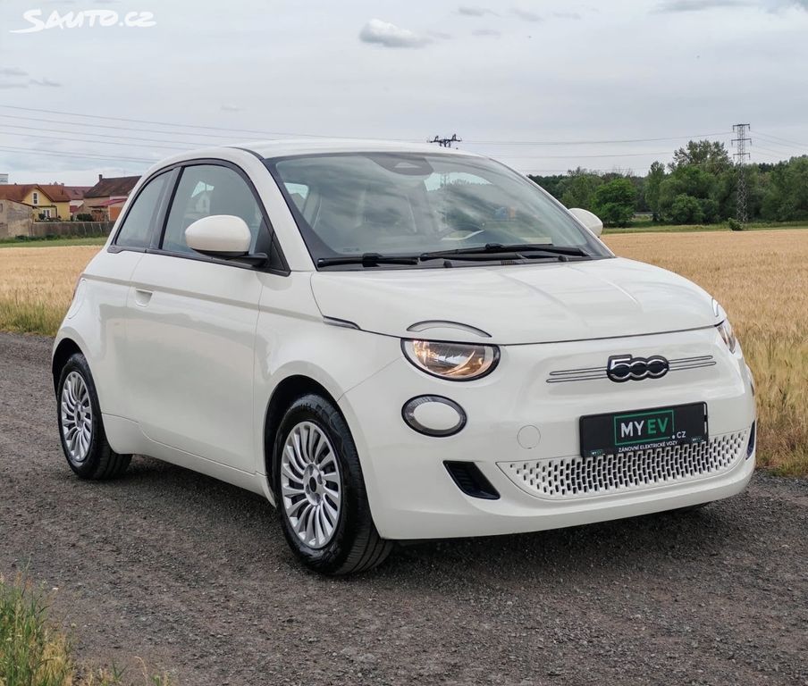 Fiat 500E, 23.8 kWh, ICON ZÁRUKA SOH 95%