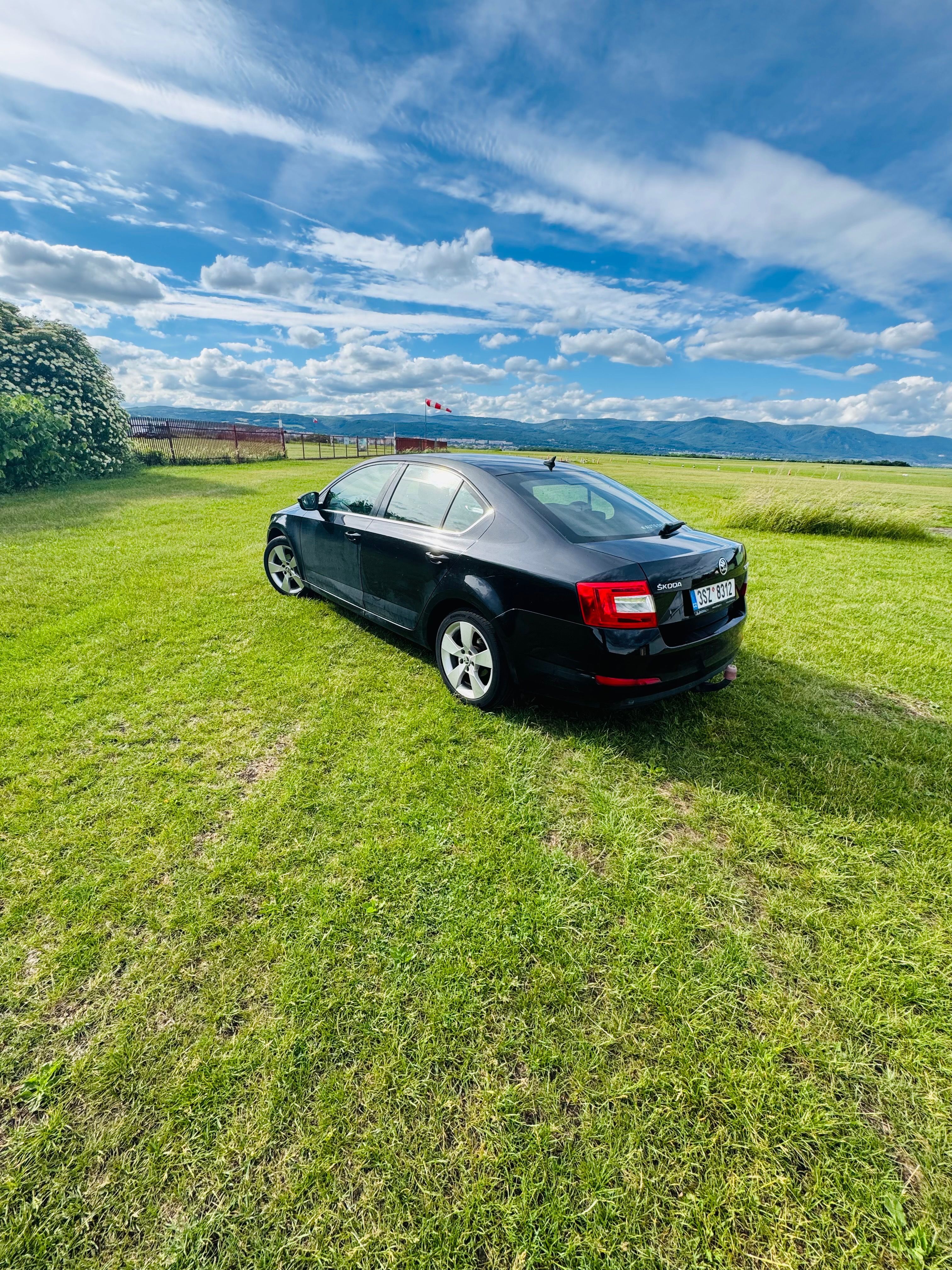 Škoda Octavia, 1.6 TDI - Servisováno - fotka 3