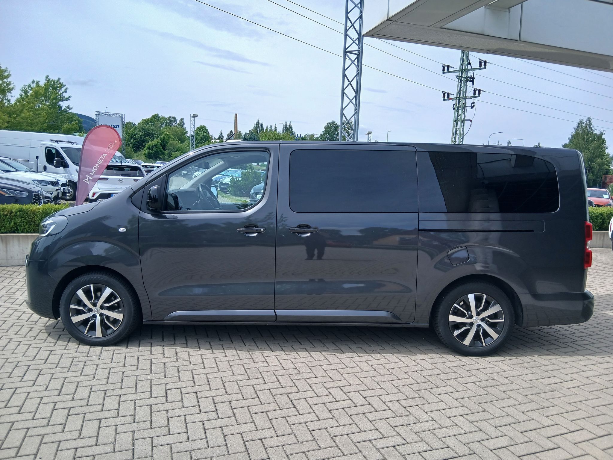 Toyota Proace Verso, 2.0 180k VIP L2 Webasto AT 7S - fotka 3