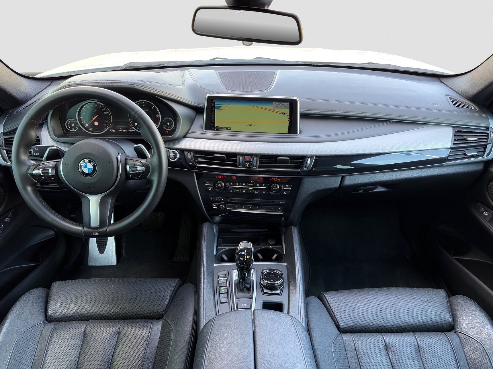 BMW X6, M50d, SAV/SUV - fotka 6