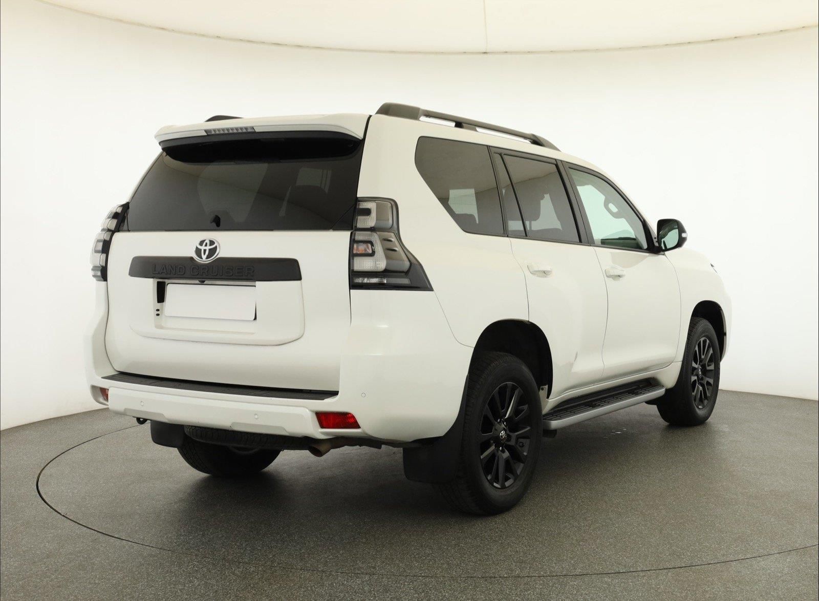 Toyota Land Cruiser, 2.8 D-4D - fotka 5
