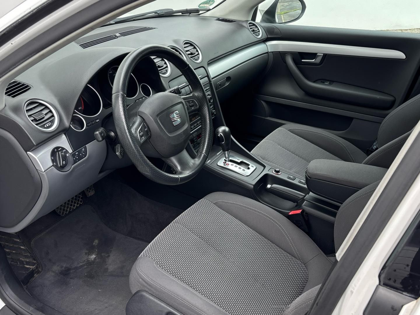 Seat Exeo, 2.0 TDI / 105 kW ST STYLE - fotka 6
