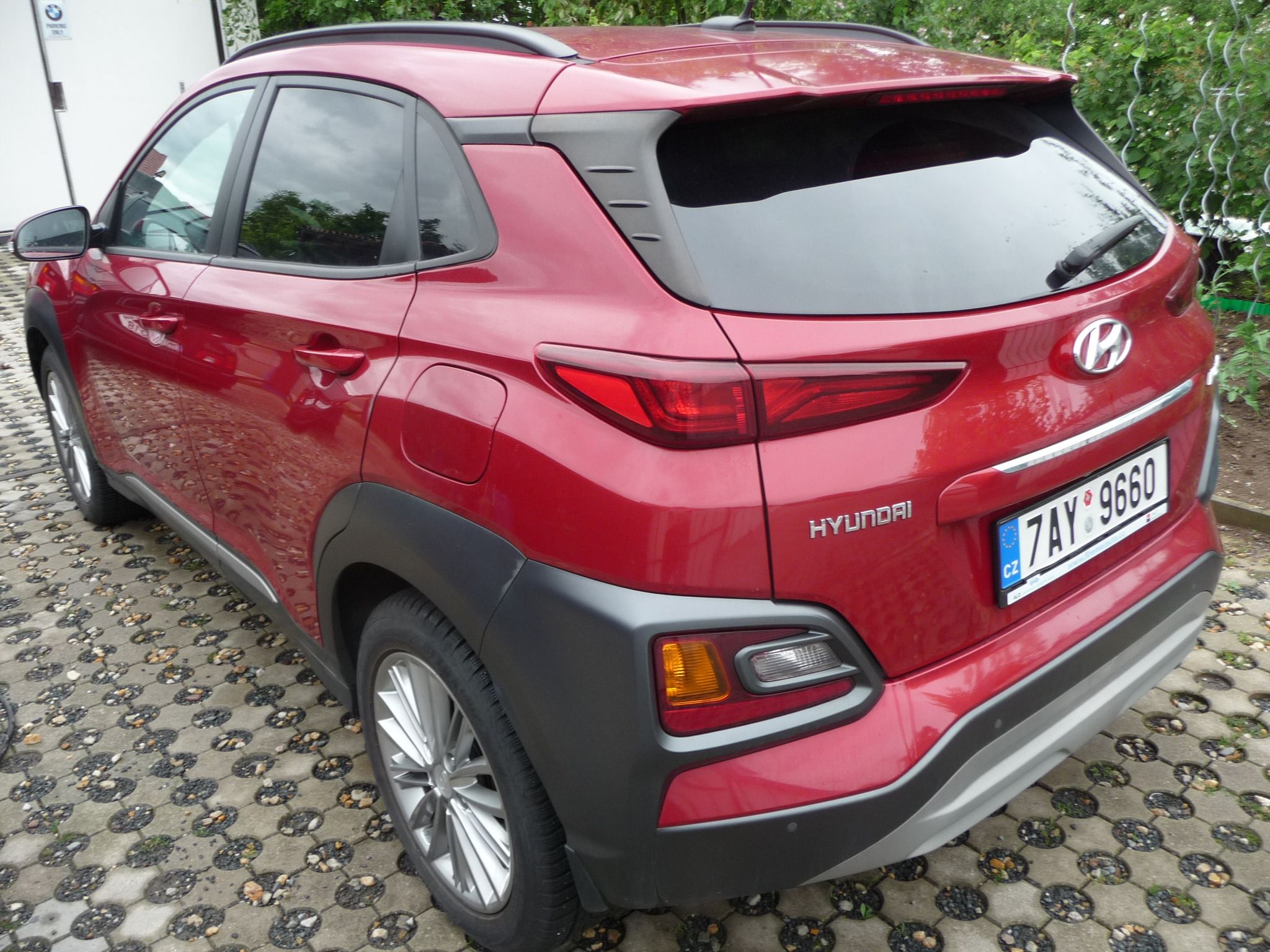 Hyundai Kona, 1.0-TGDI 88kw Style čr32 000km - fotka 4
