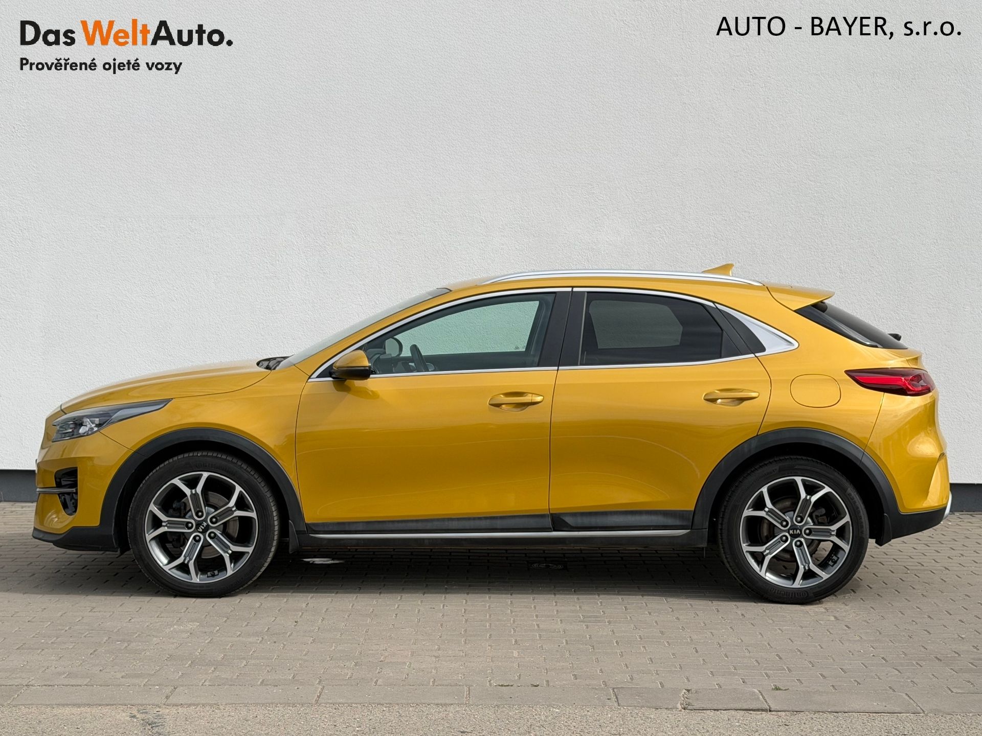 Kia XCee´d, 1.4 T-GDI 103kW Top DCT - fotka 3