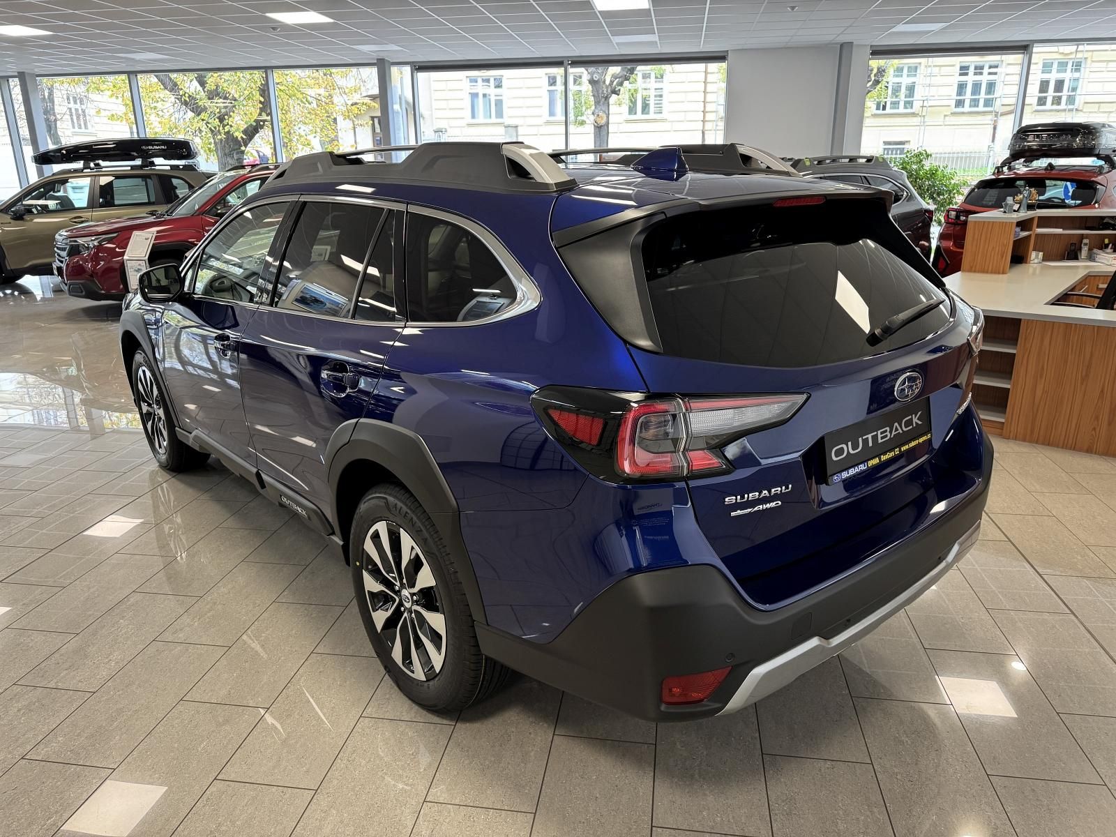 Subaru Outback, 2.5i-T Touring Lineartronic - fotka 3