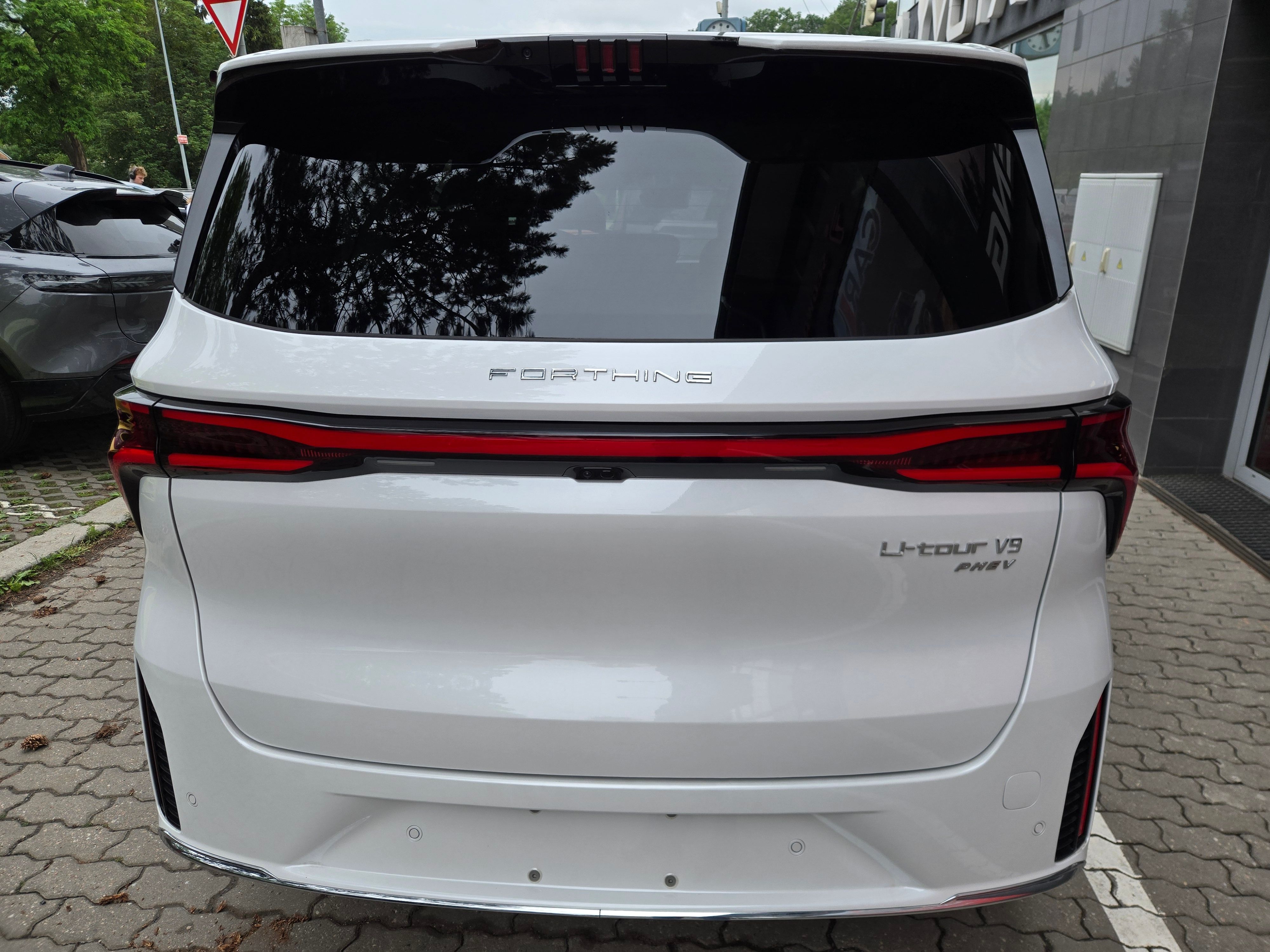 Dongfeng U-Tour, U-TOUR V9 PHEV - fotka 6