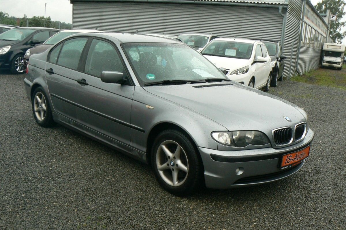 BMW Řada 3, 1,8 316i  motor jde na 3 válce - fotka 2