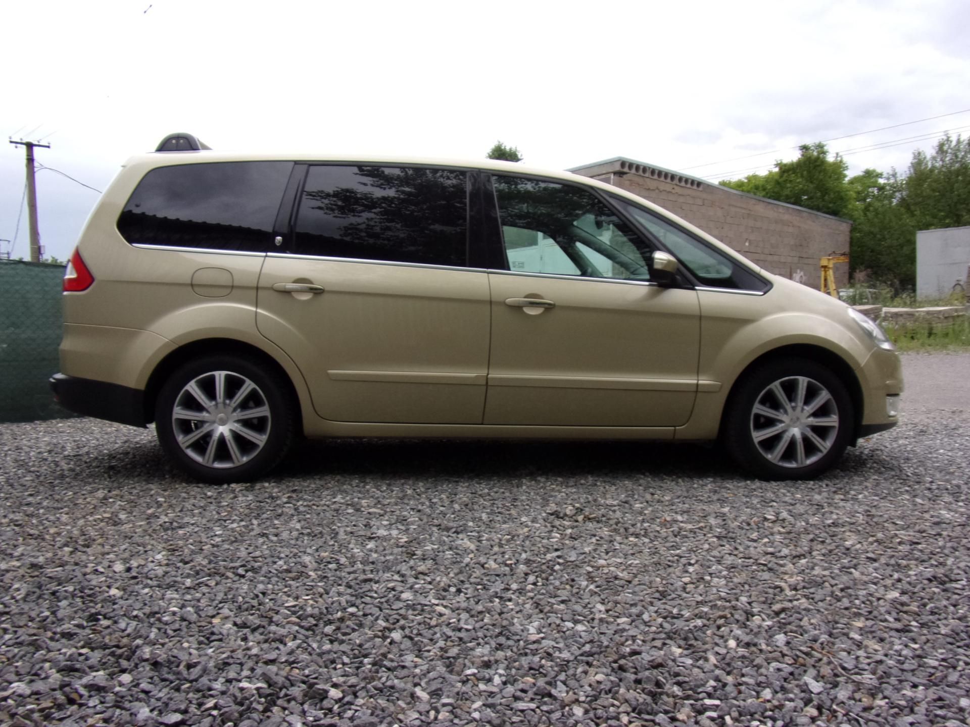 Ford Galaxy, 2.0TDCi 103kW GHIA 7MÍST PANOR - fotka 4