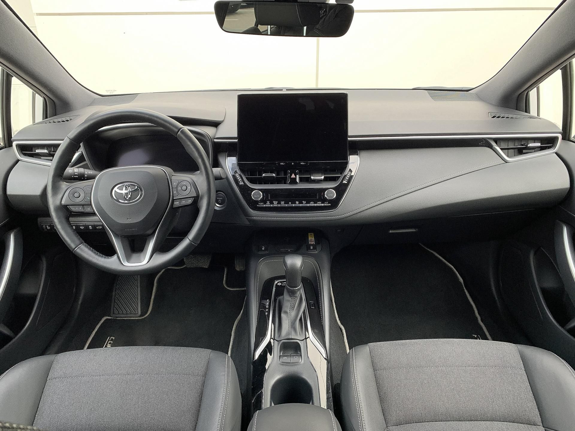 Toyota Corolla, TS STYLE 1.8 HEV 103kW e-CVT - fotka 2