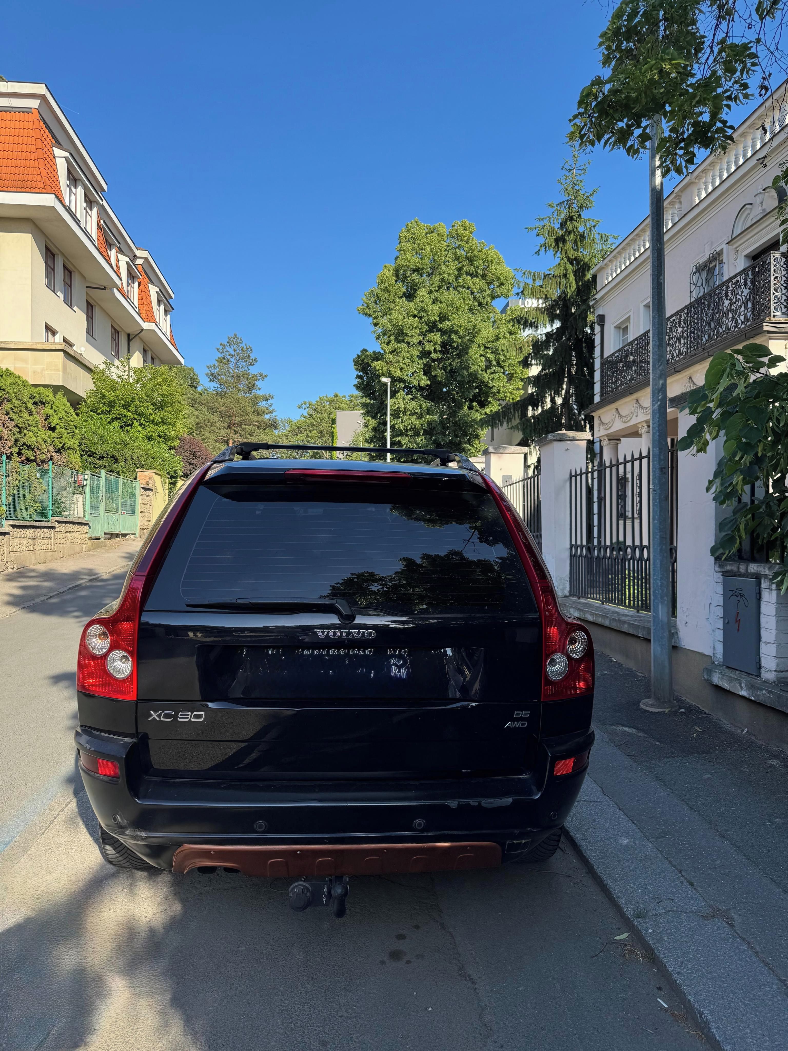 Volvo XC90, Volvo XC90 2.4D AWD 120 kW - fotka 3