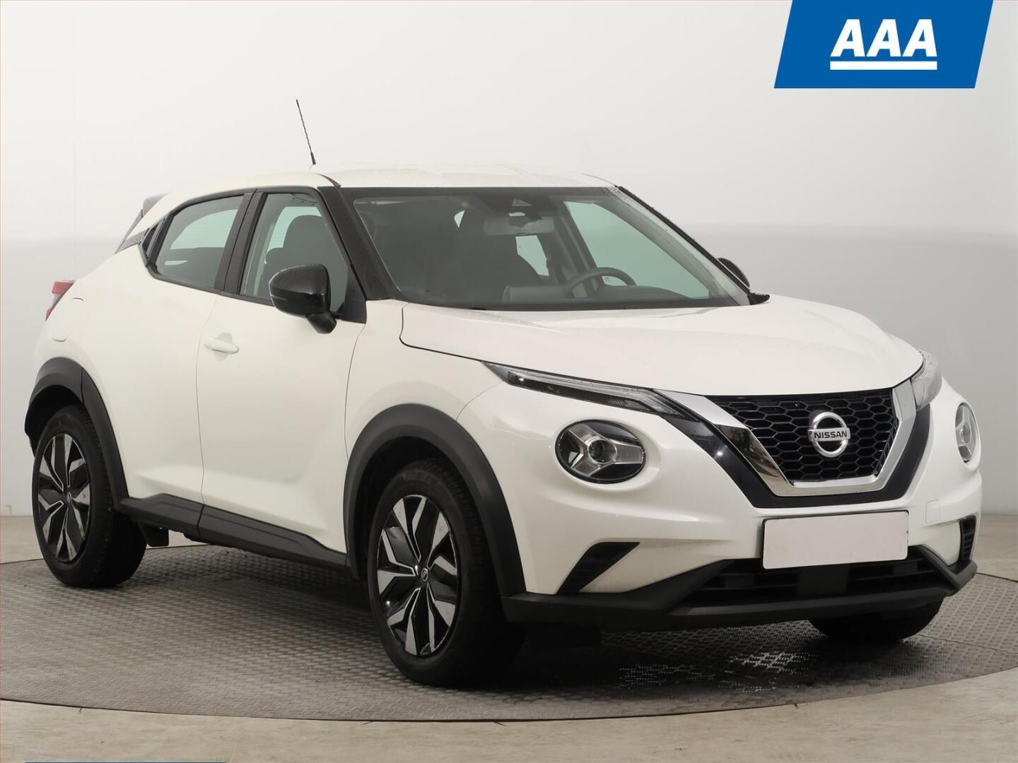Nissan Juke, 1.0 DIG-T, ČR,1.maj