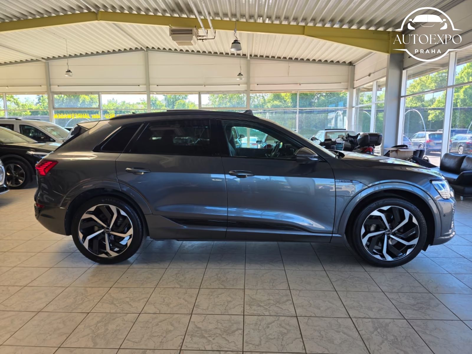 Audi Q8 e-tron, 50 quattro S line - fotka 5