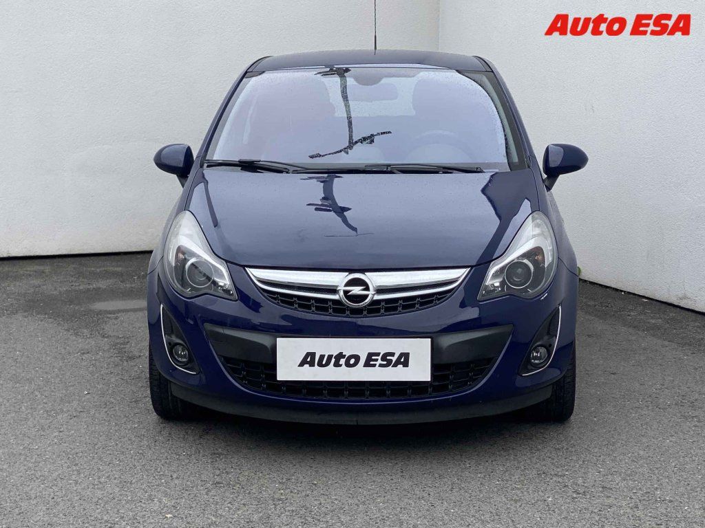 Opel Corsa, 1.4T,+kola - fotka 2