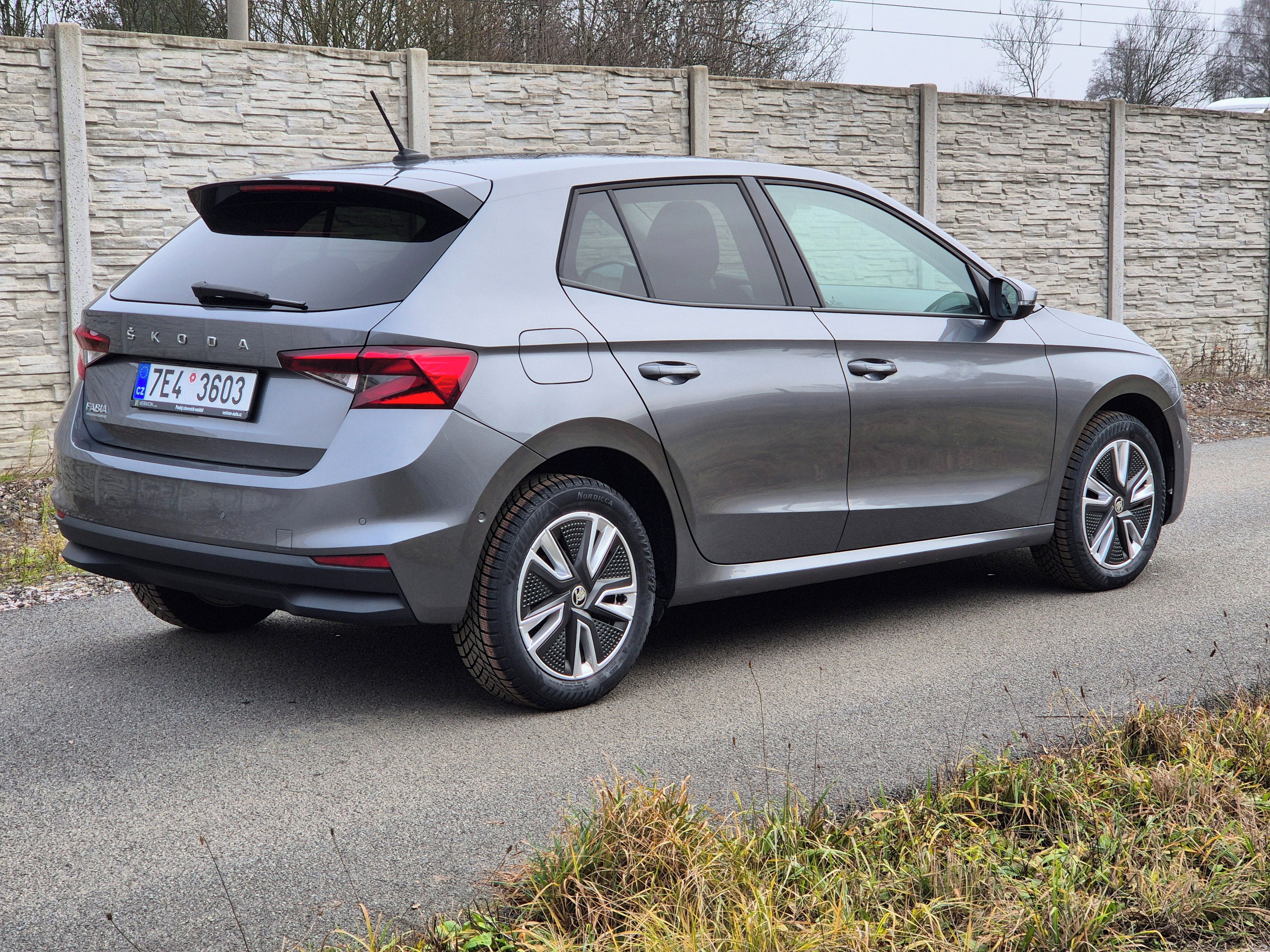 Škoda Fabia, 1.0 TSI, 70kW, TOP,  DPH - fotka 4