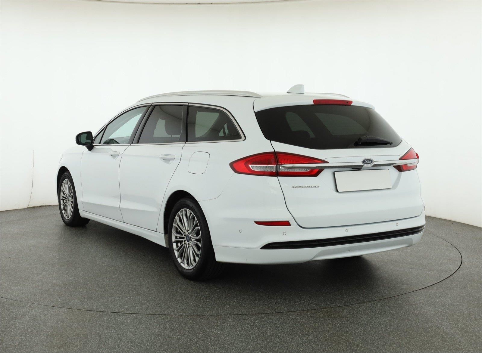 Ford Mondeo, 2.0 EcoBlue, Automat, Navi - fotka 4