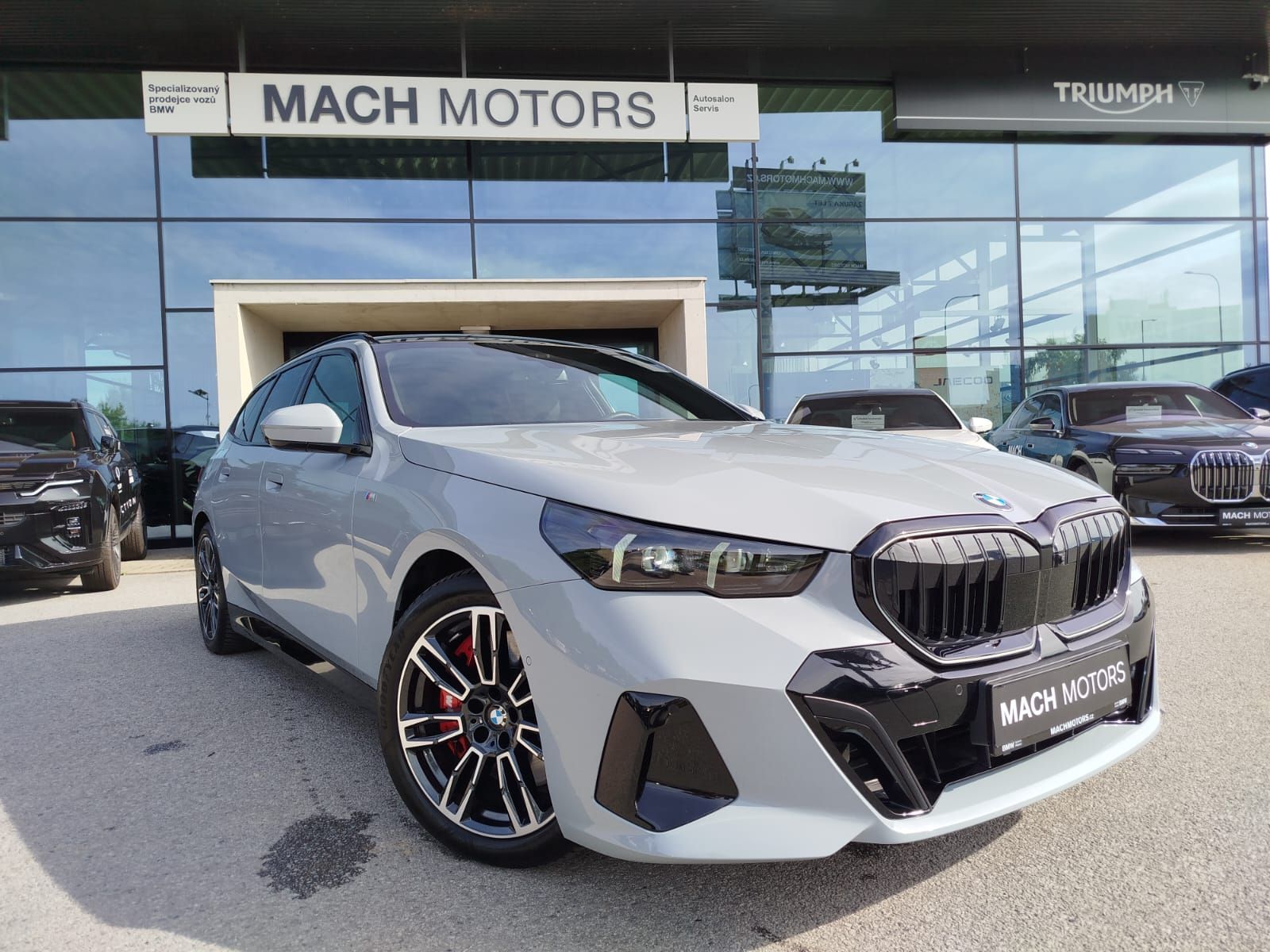 BMW Řada 5, 540d xDrive Touring Nezávislé - fotka 2