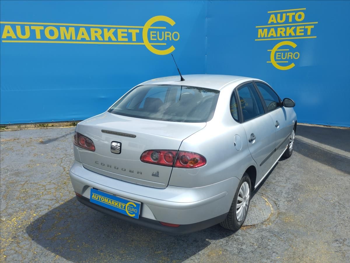 Seat Cordoba, 1,4 63KW - fotka 4