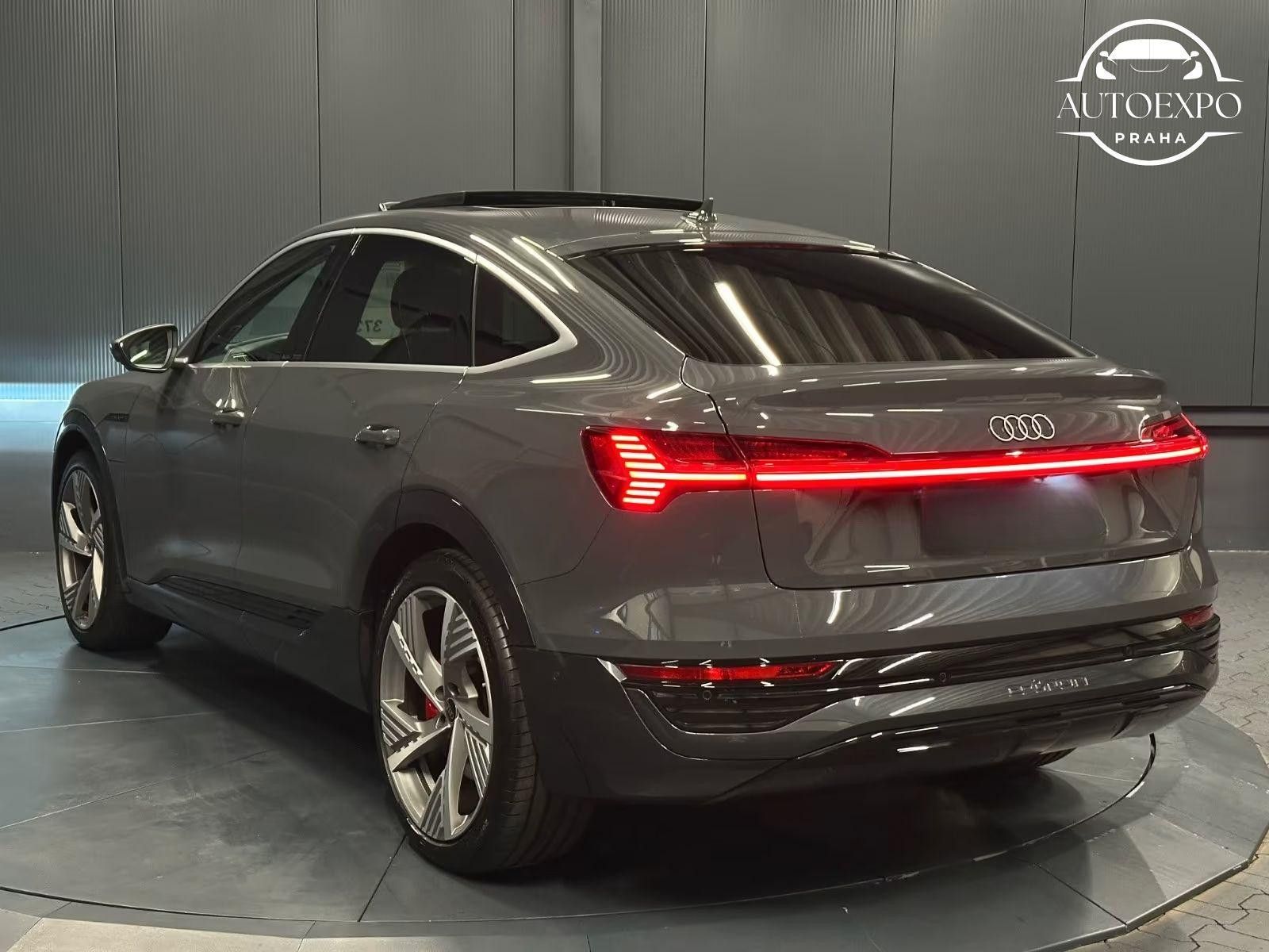 Audi Q8 e-tron, Sportback 50 quattro - fotka 6