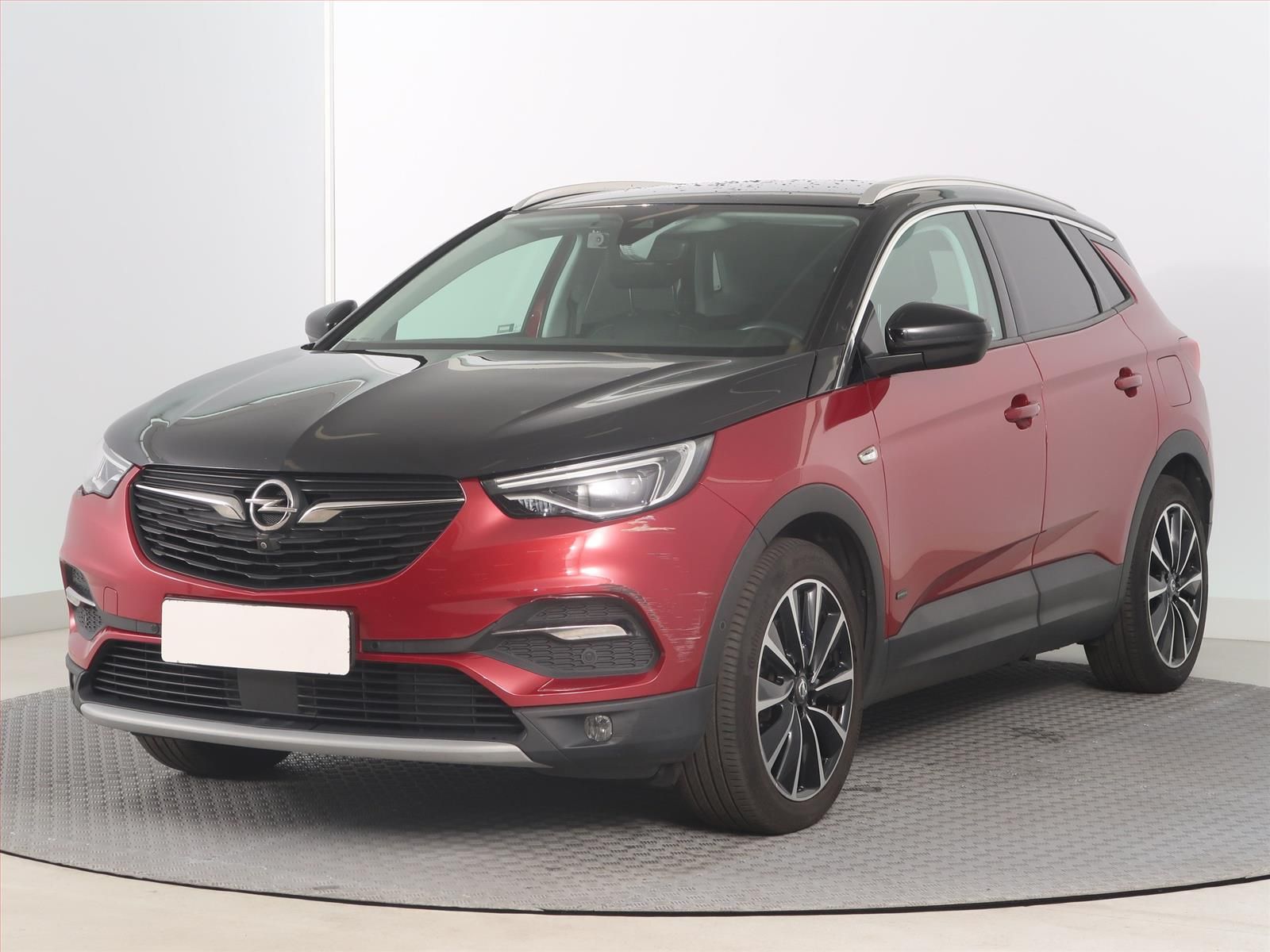 Opel Grandland X, Plug-in Hybrid4, 4X4, Automat - fotka 2