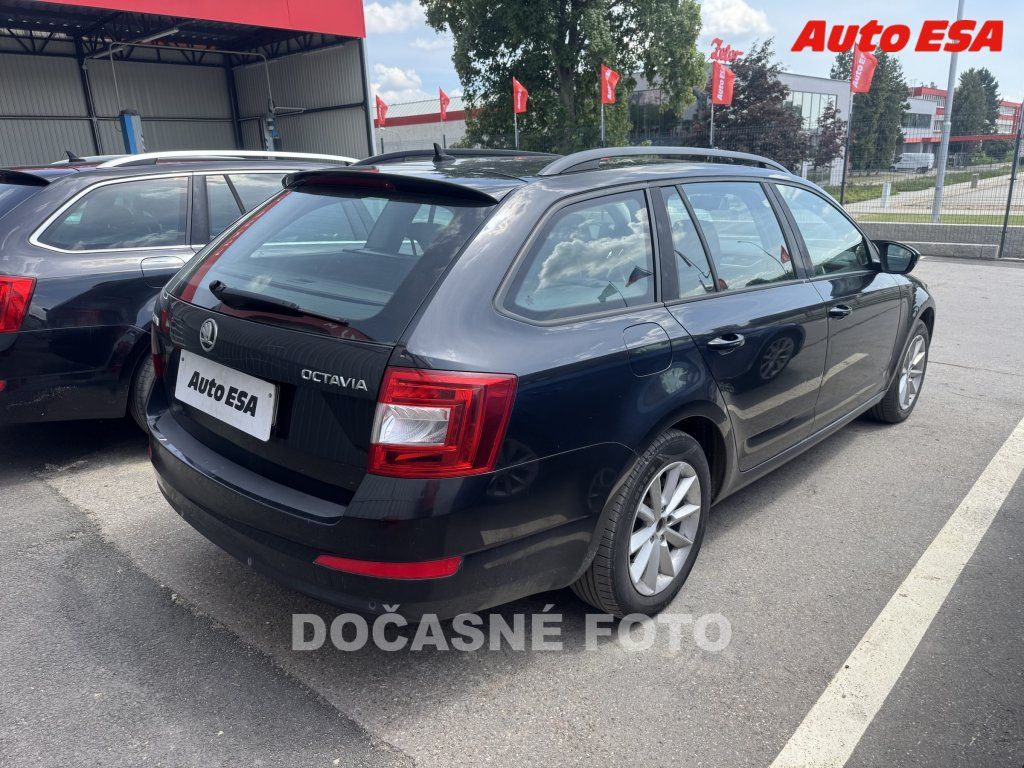 Škoda Octavia, 2.0 TDi,ČR - fotka 2