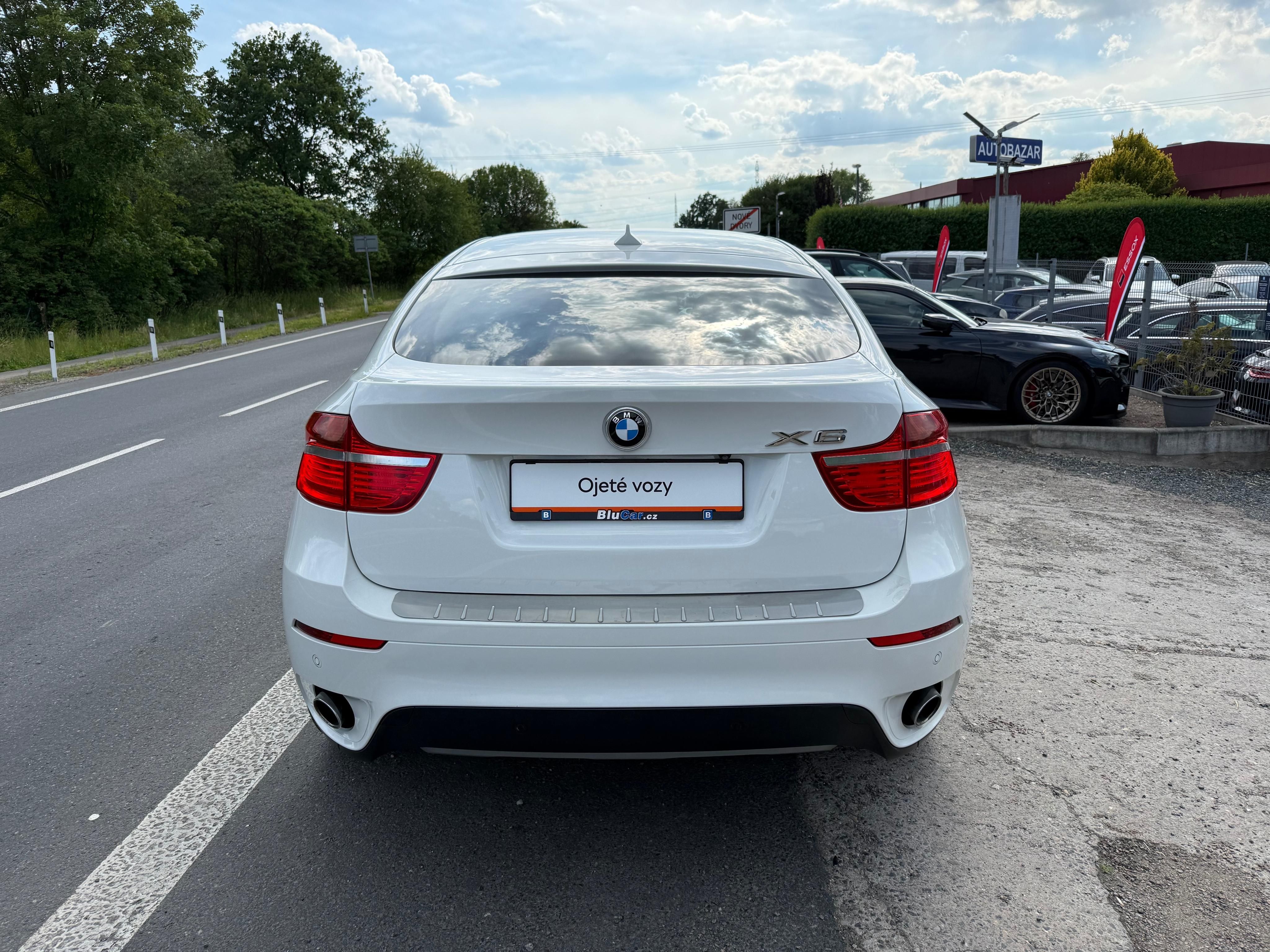 BMW X6, 35d xDrive ČR tažné ventilace - fotka 6