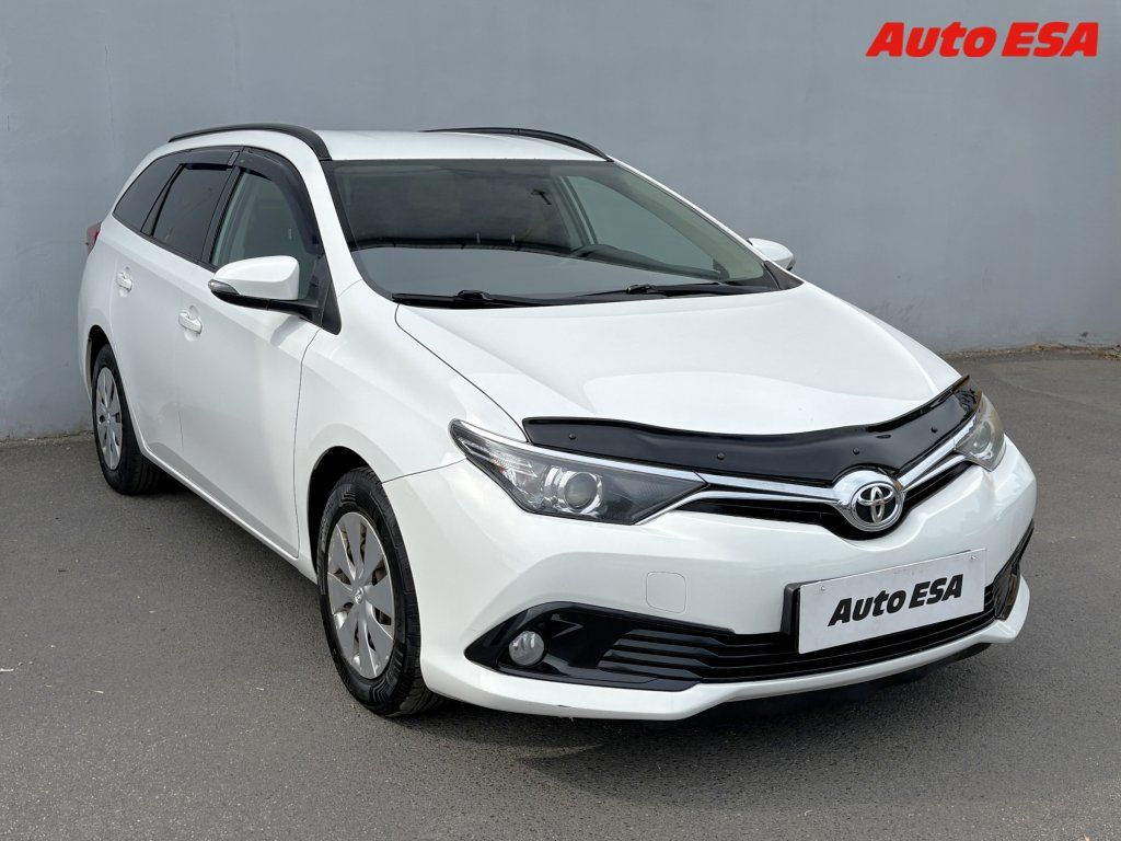 Toyota Auris, 1.6i