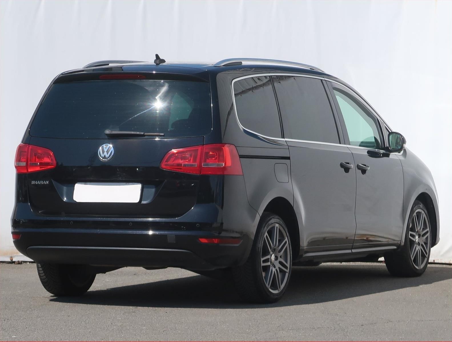 Volkswagen Sharan, 2.0 TDI, Automat - fotka 5