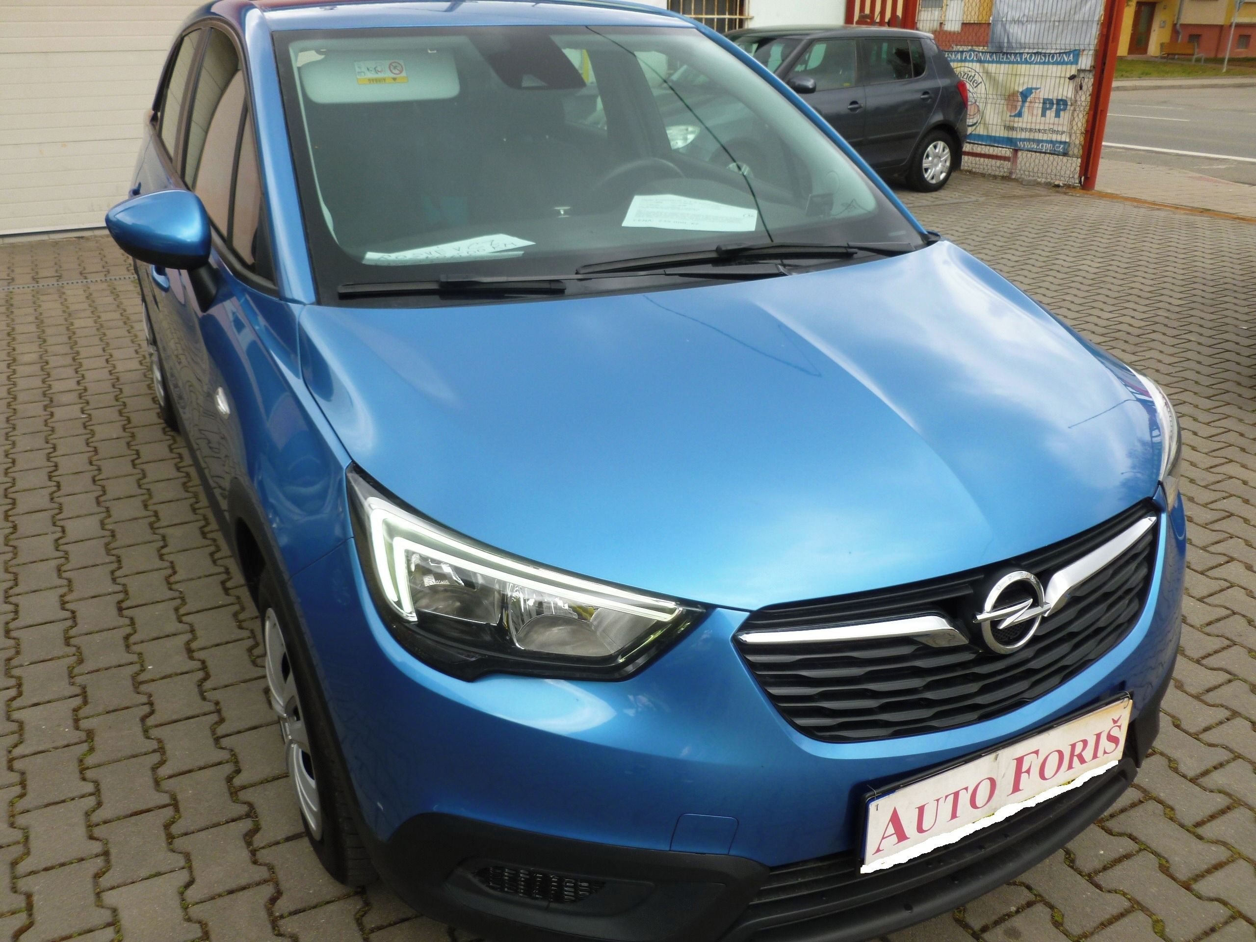 Opel Crossland X, 1.2 ZAK V CZ VYHŘ.SEDADLA - fotka 4