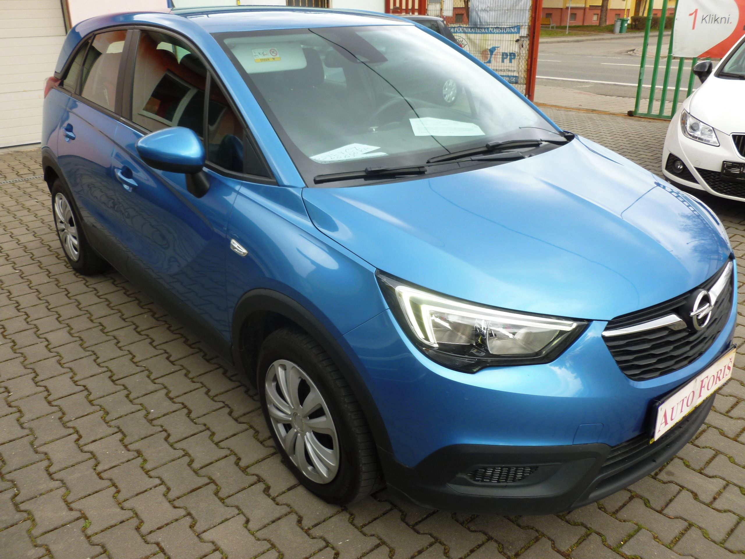 Opel Crossland X, 1.2 ZAK V CZ VYHŘ.SEDADLA - fotka 5
