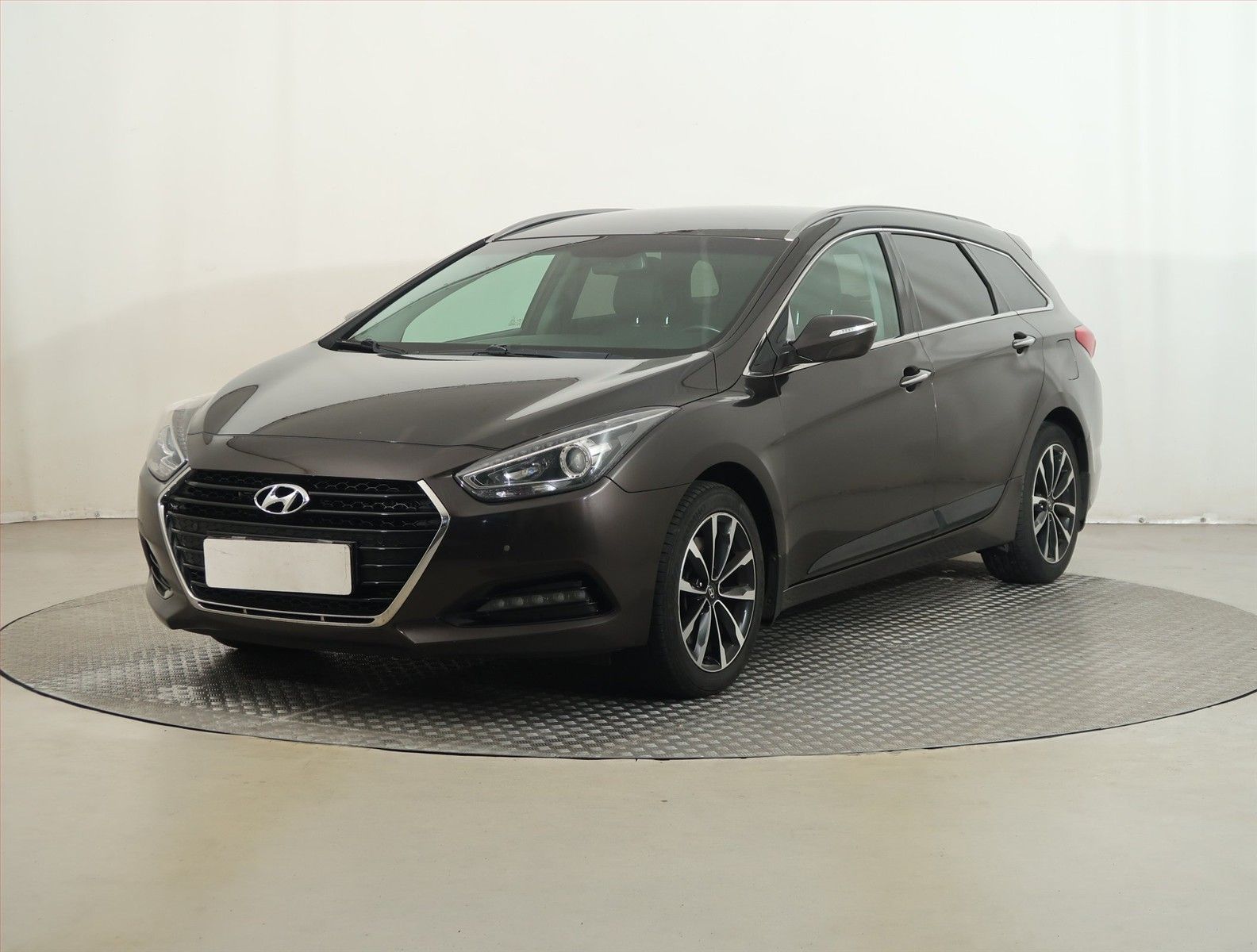 Hyundai i40, 1.7 CRDi, Serv.kniha, Navi - fotka 2