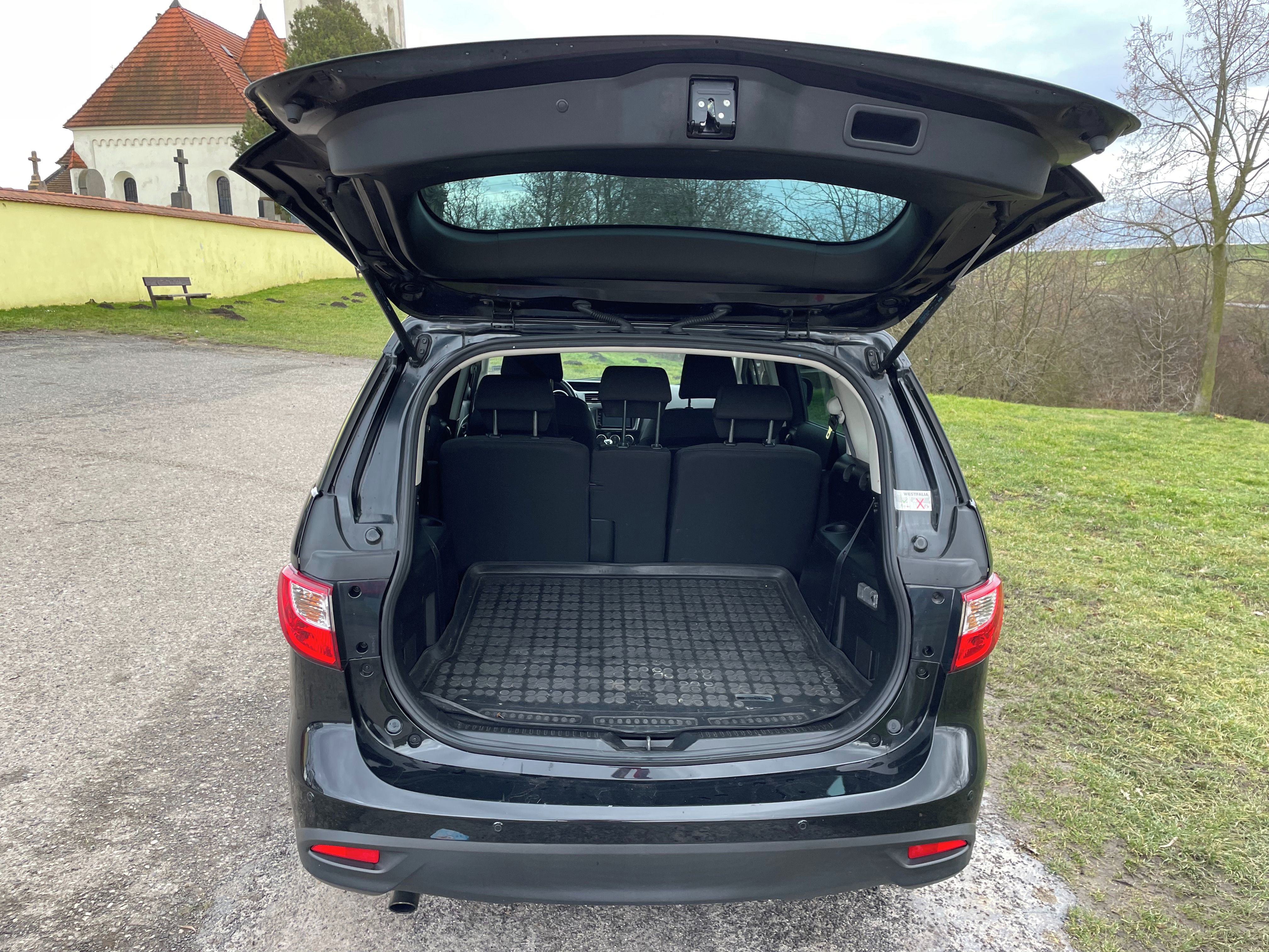 Mazda 5, 2.0 - fotka 5