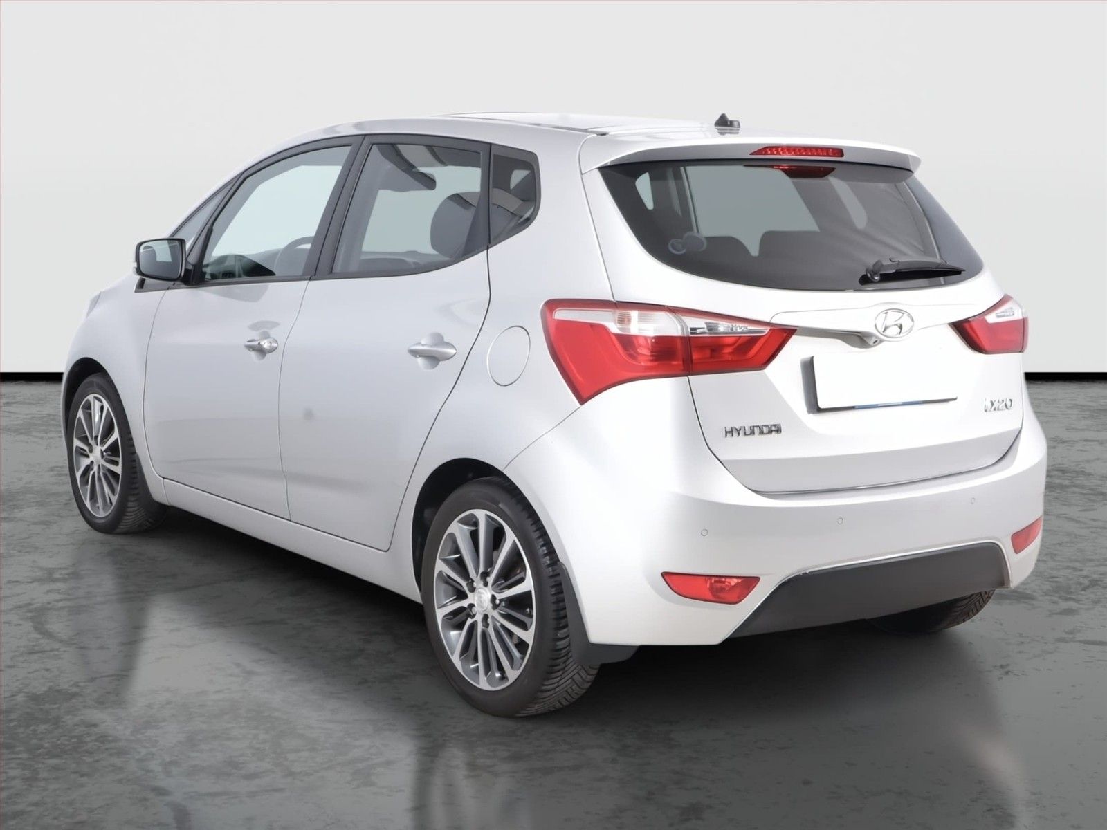Hyundai ix20, 1.6 CVVT, Navi - fotka 4
