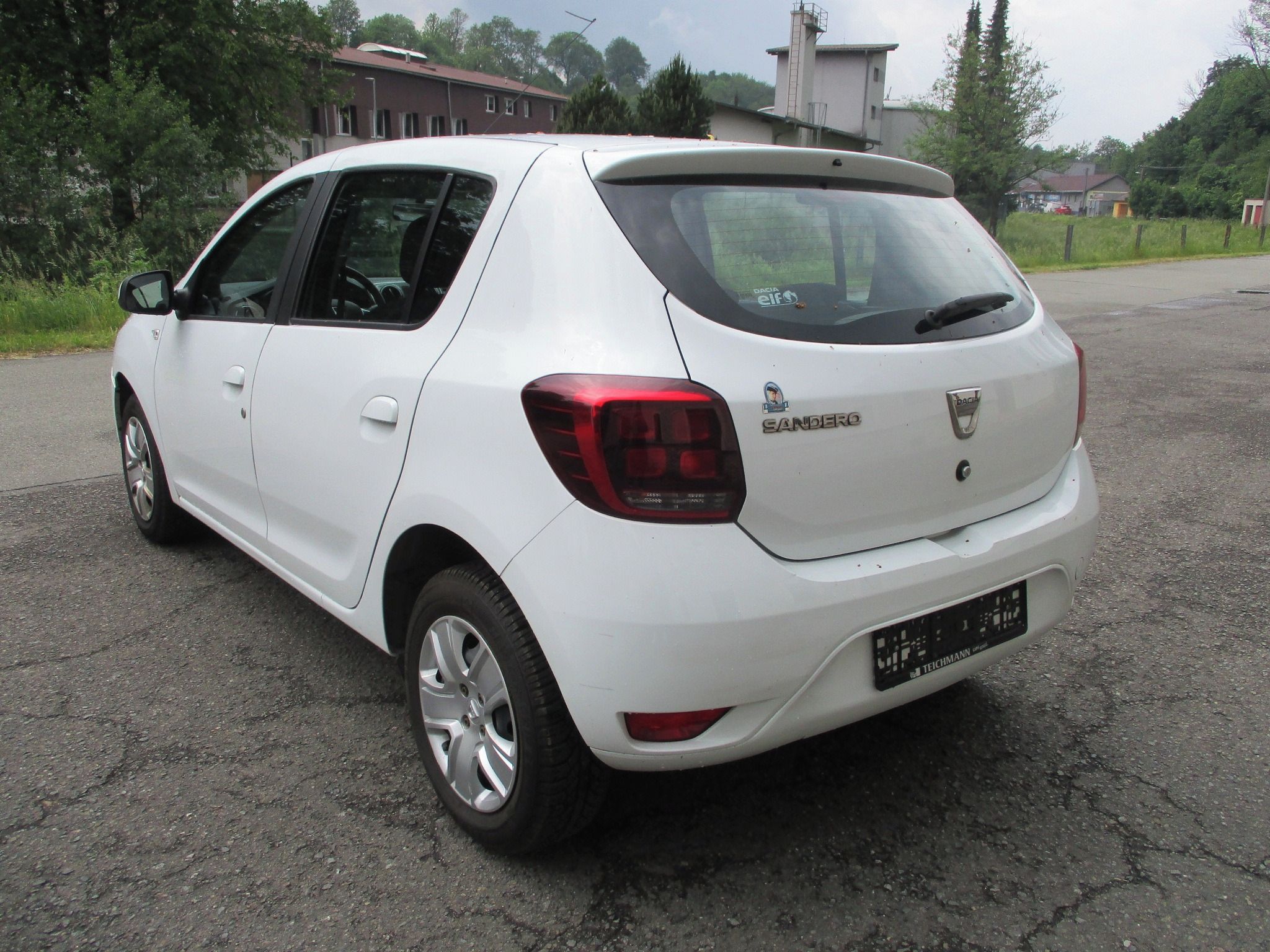 Dacia Sandero, 1.0 i - nové STK - fotka 3
